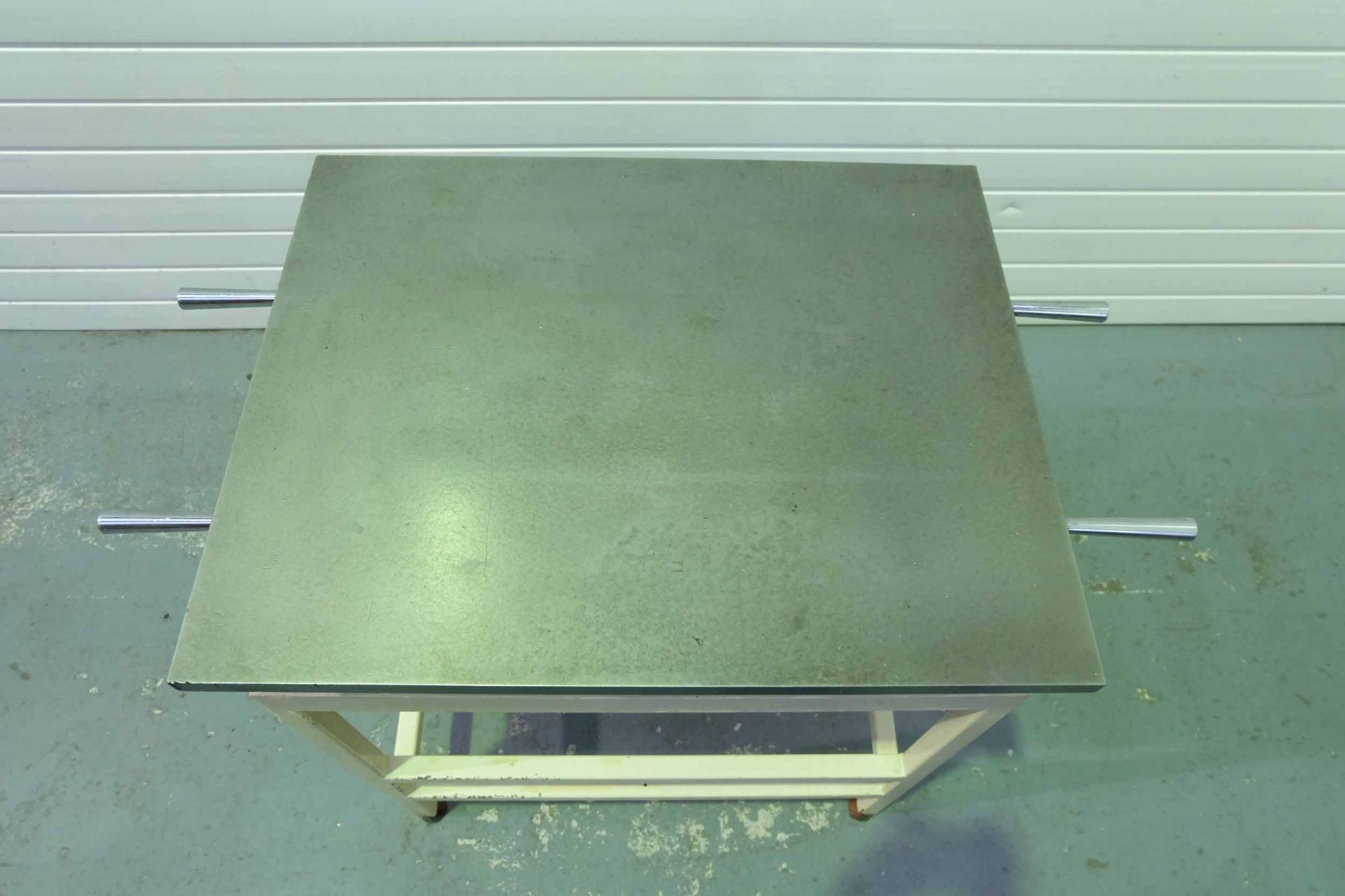 Surface Flatness Cast Iron Surface Plate on Steel Stand. Size 30" x 24". Grade 2. - Image 2 of 7