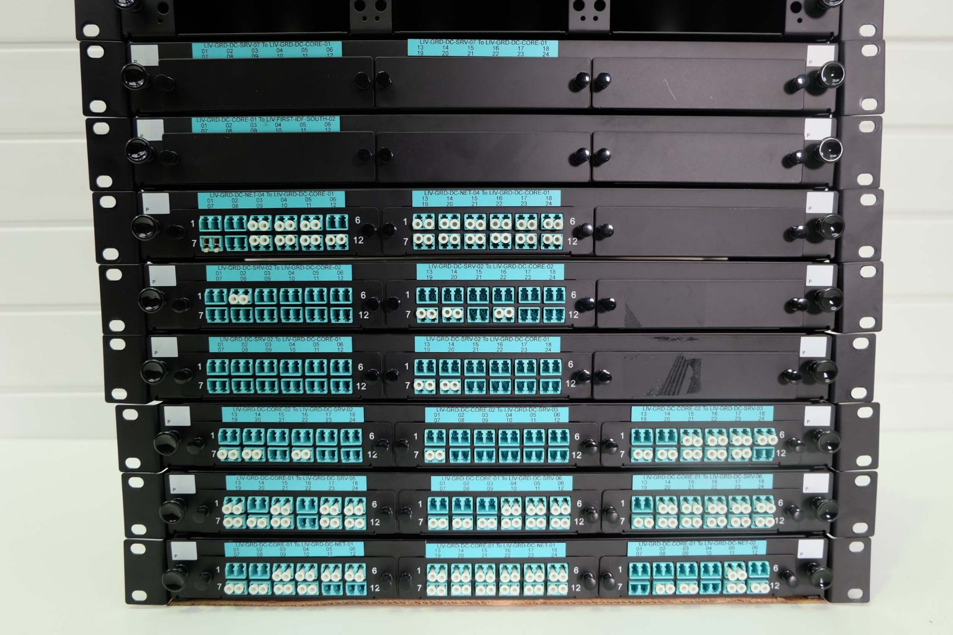 9 x Fibre Optic Cassette Patch Panels. Rack Mountable 1U 19". Port, Duplex LC MPO MTP Fibre Optics. - Image 3 of 7