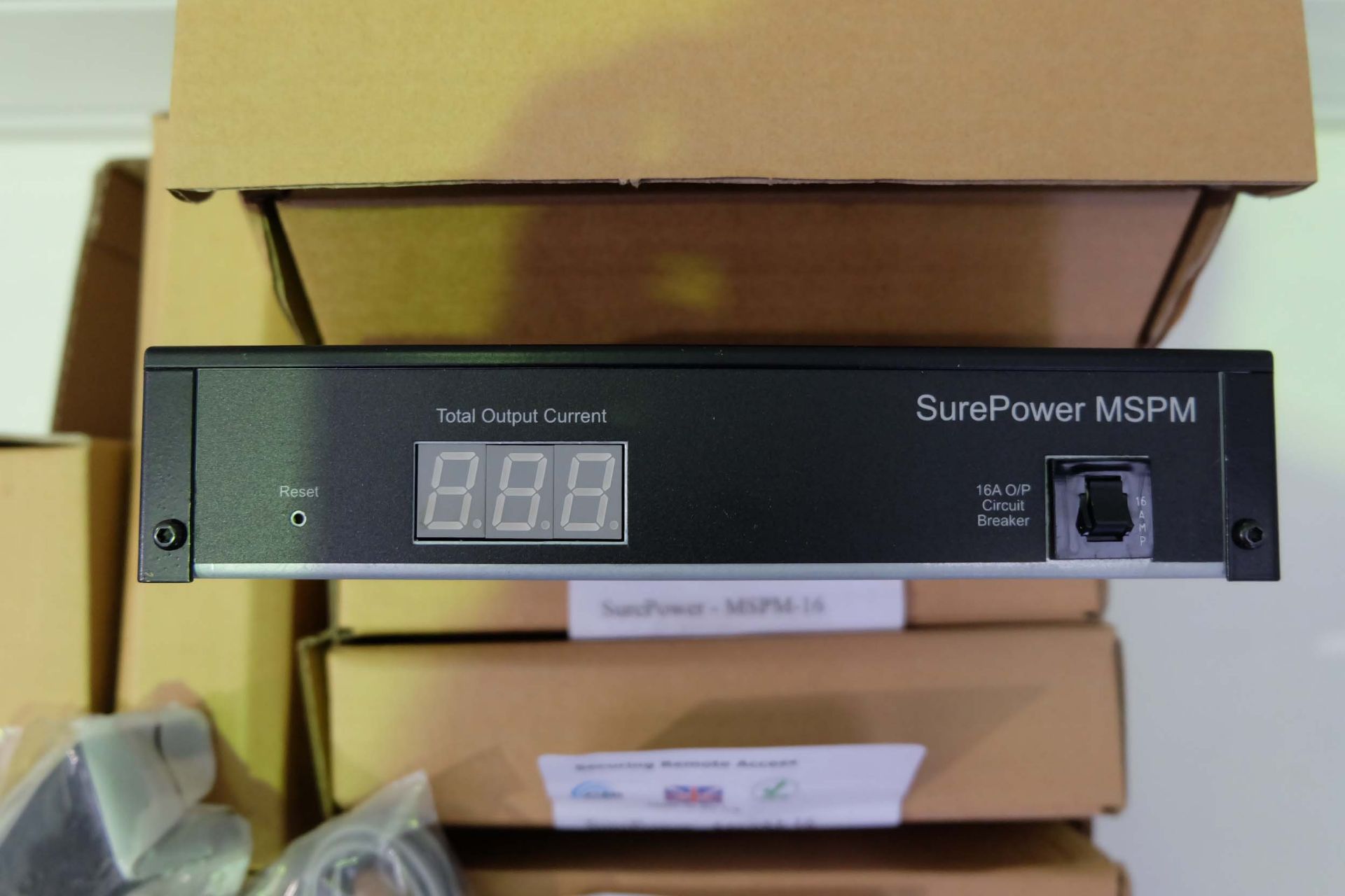 8 x Sure Power -MSPM - 16 Power Packs With 16 Amp Circuit Breaker - Bild 2 aus 5