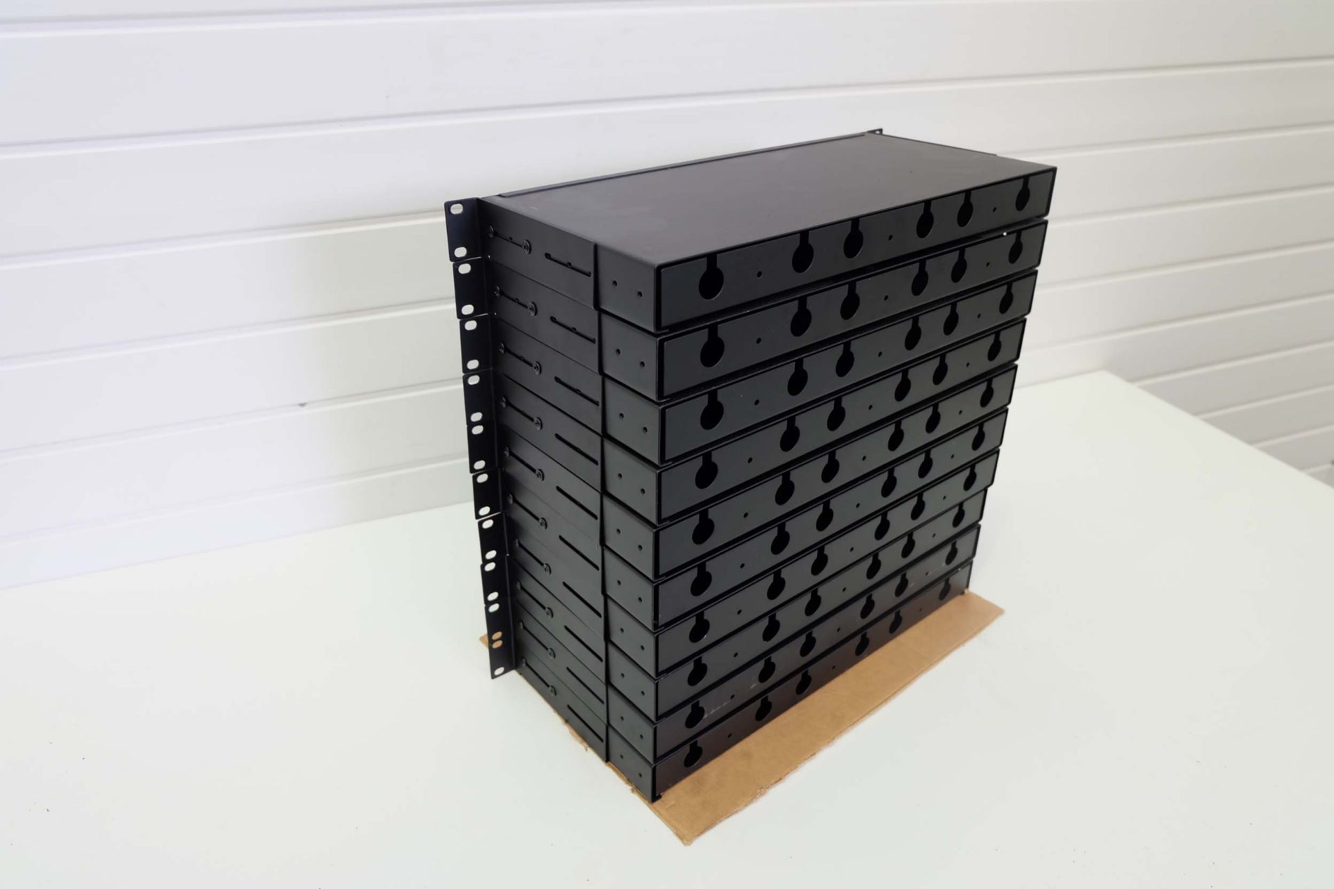 10 x Fibre Optic Cassette Patch Panels. Rack Mountable 1U 19". Port, Duplex LC MPO MTP Fibre Optics. - Bild 4 aus 4