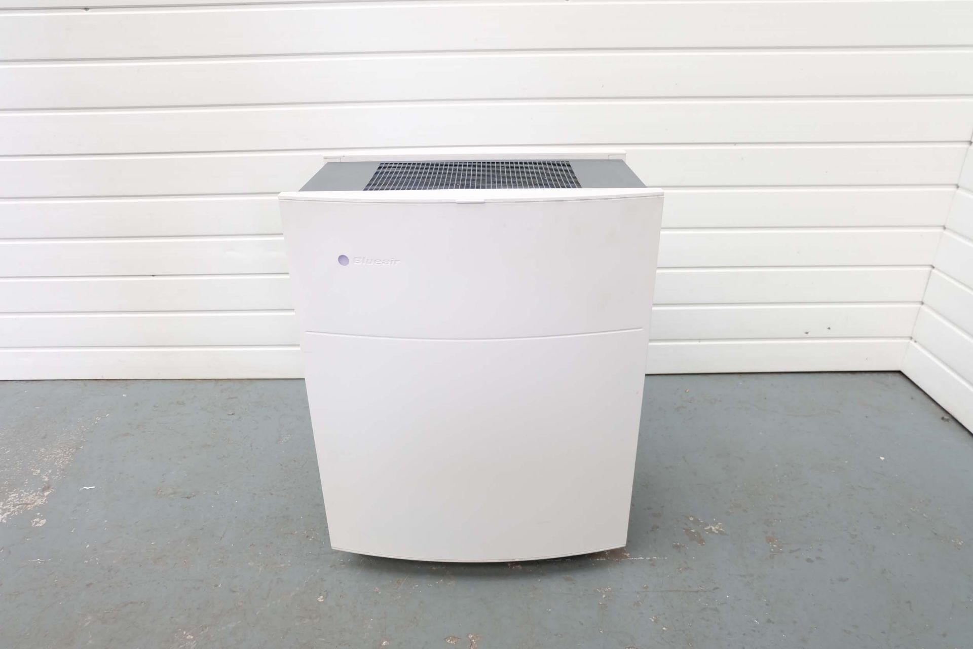 BLUE AIR 680i Mobile Air Filtration Unit. With Smoke Stop Type Filter.