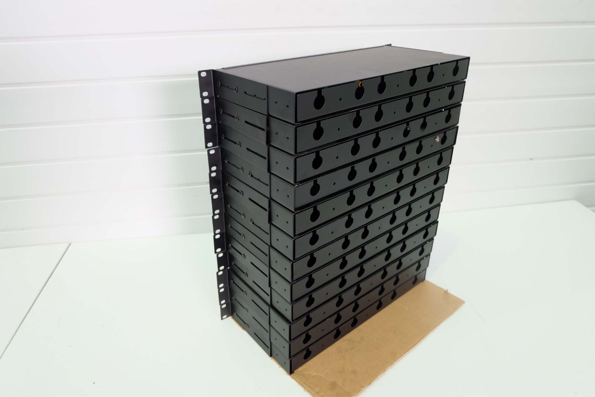 9 x Fibre Optic Cassette Patch Panels. Rack Mountable 1U 19". Port, Duplex LC MPO MTP Fibre Optics. - Image 7 of 7