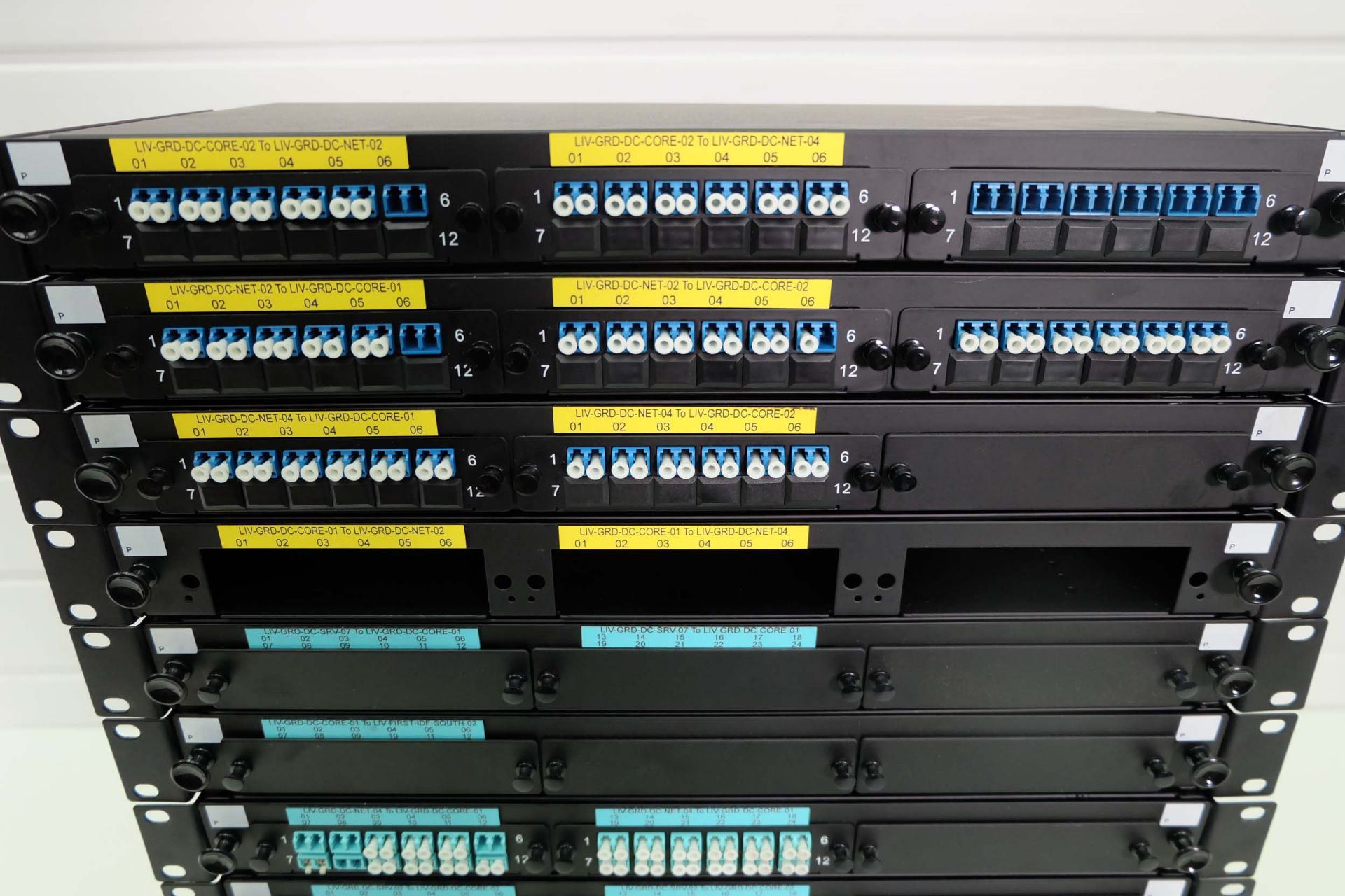 9 x Fibre Optic Cassette Patch Panels. Rack Mountable 1U 19". Port, Duplex LC MPO MTP Fibre Optics. - Image 4 of 7