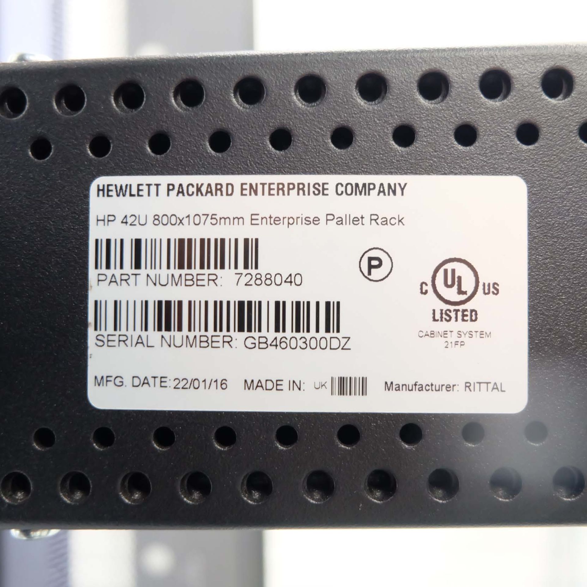 Hewlett Packard HP42U Enterprize Pallet Rack on Wheels. Size 800mm x 1075mm. Height 2000mm. Year 201 - Bild 7 aus 8