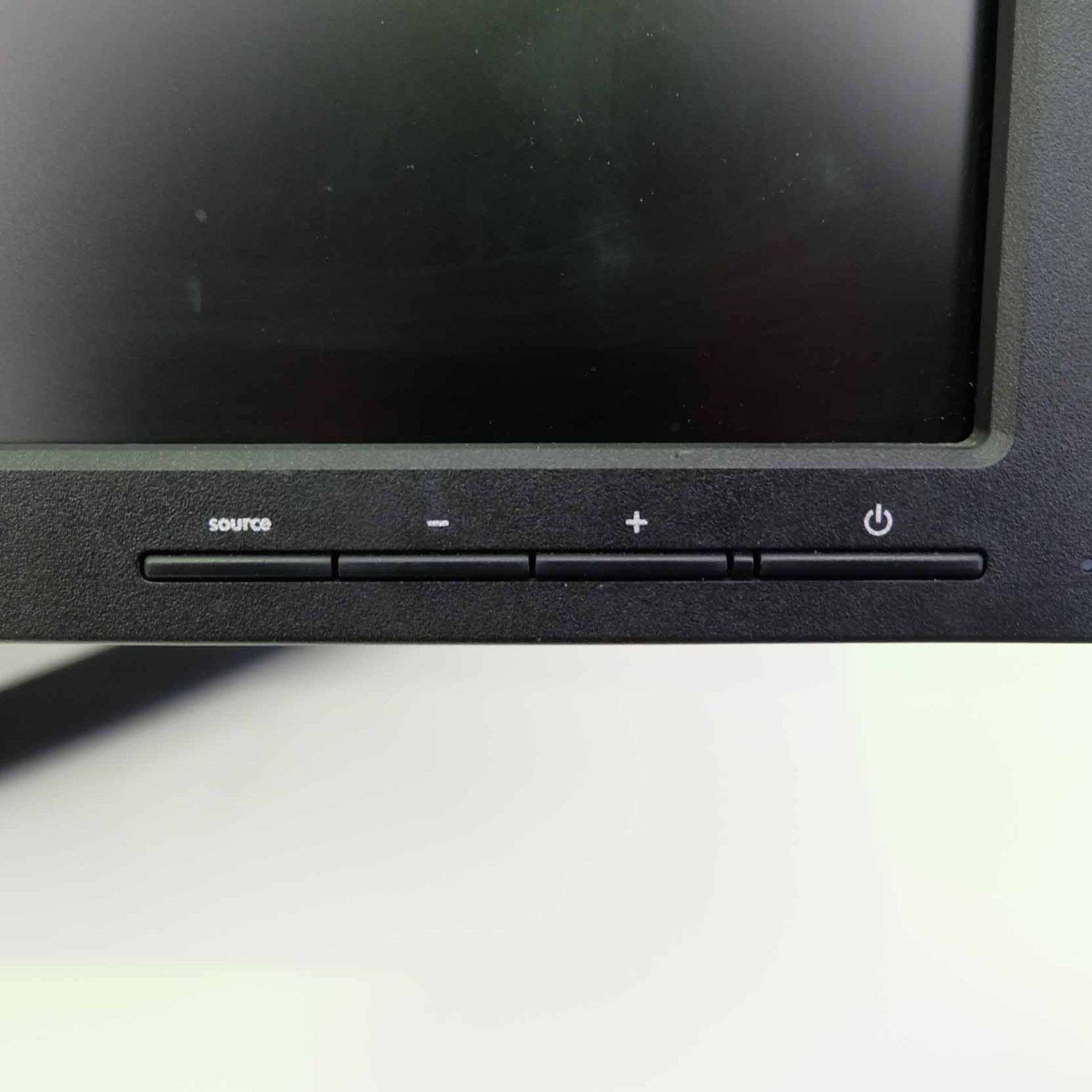 HP Model HPZR30W LCD Computer Monitor. Size 30". Tilting and Swivelling. - Image 6 of 10