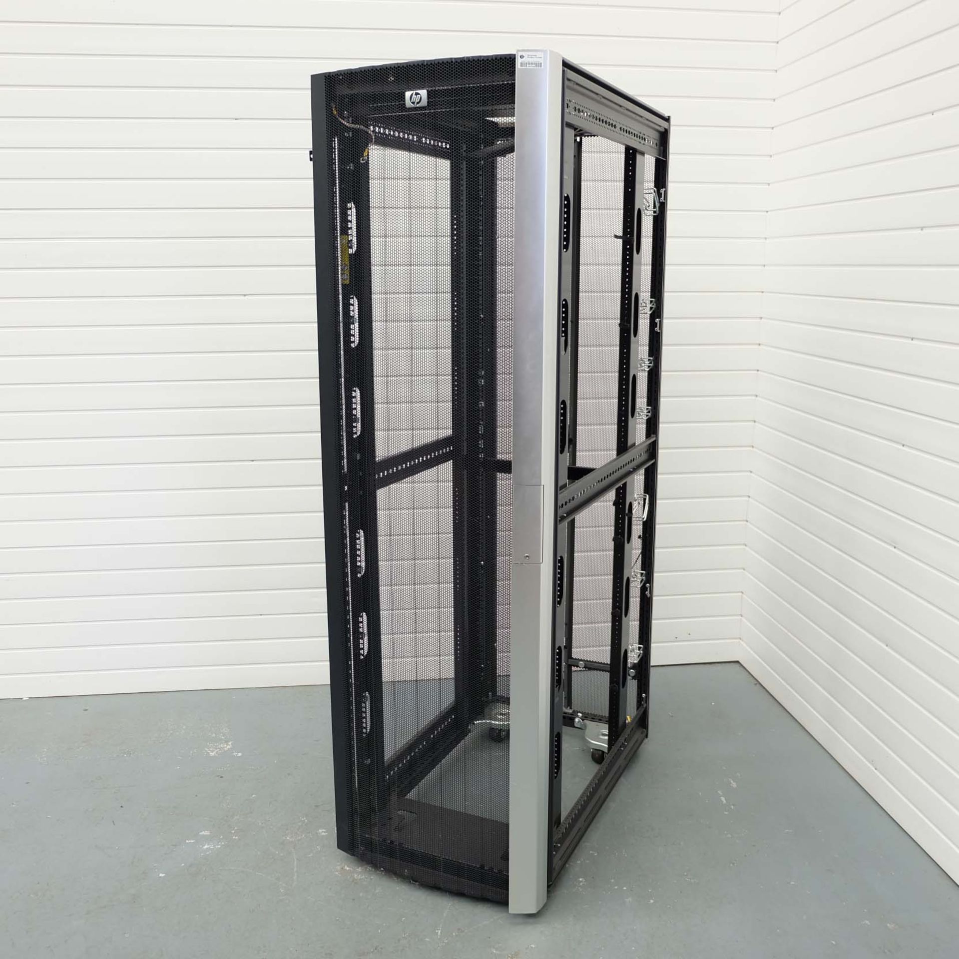 Hewlett Packard Pallet Rack on Wheels. Size 600mm x 1000mm. Height 2000mm.