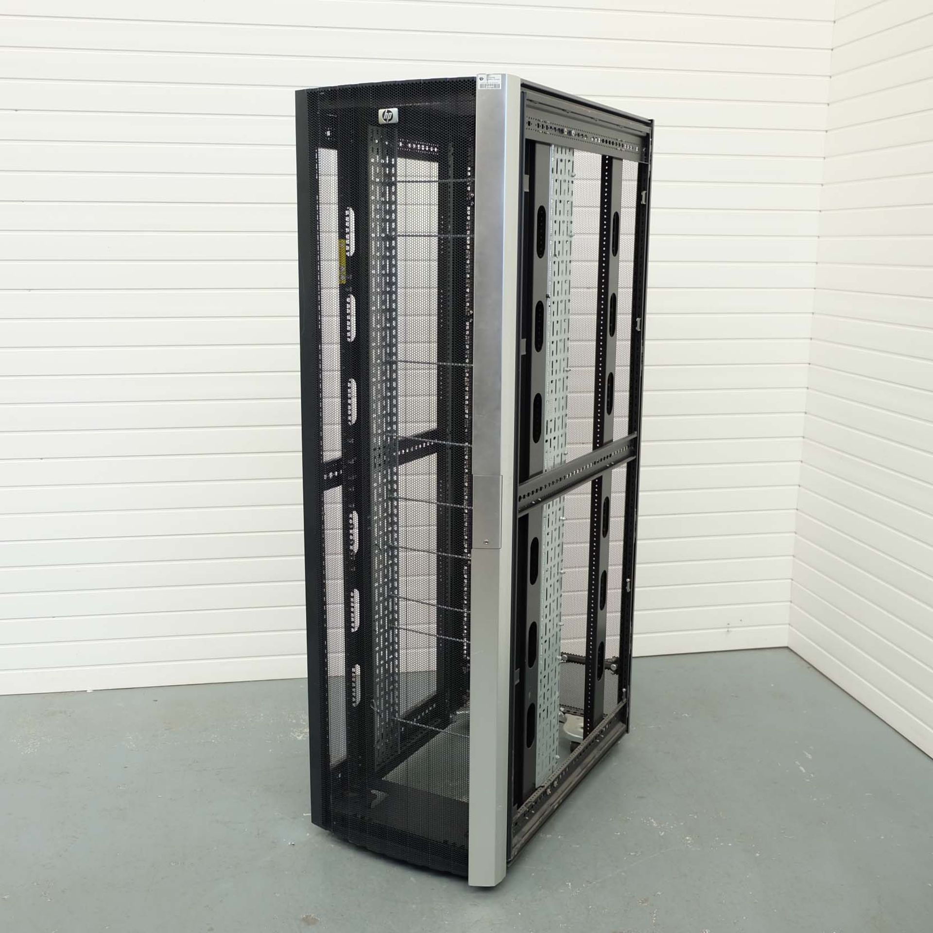 Hewlett Packard Pallet Rack on Wheels. Size 600mm x 1000mm. Height 2000mm.