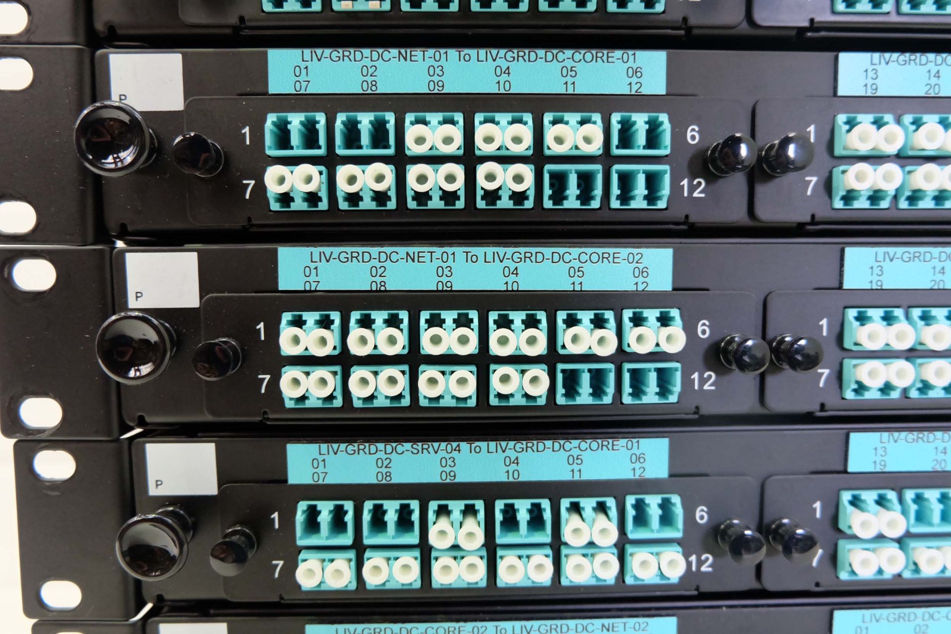 10 x Fibre Optic Cassette Patch Panels. Rack Mountable 1U 19". Port, Duplex LC MPO MTP Fibre Optics. - Bild 3 aus 4