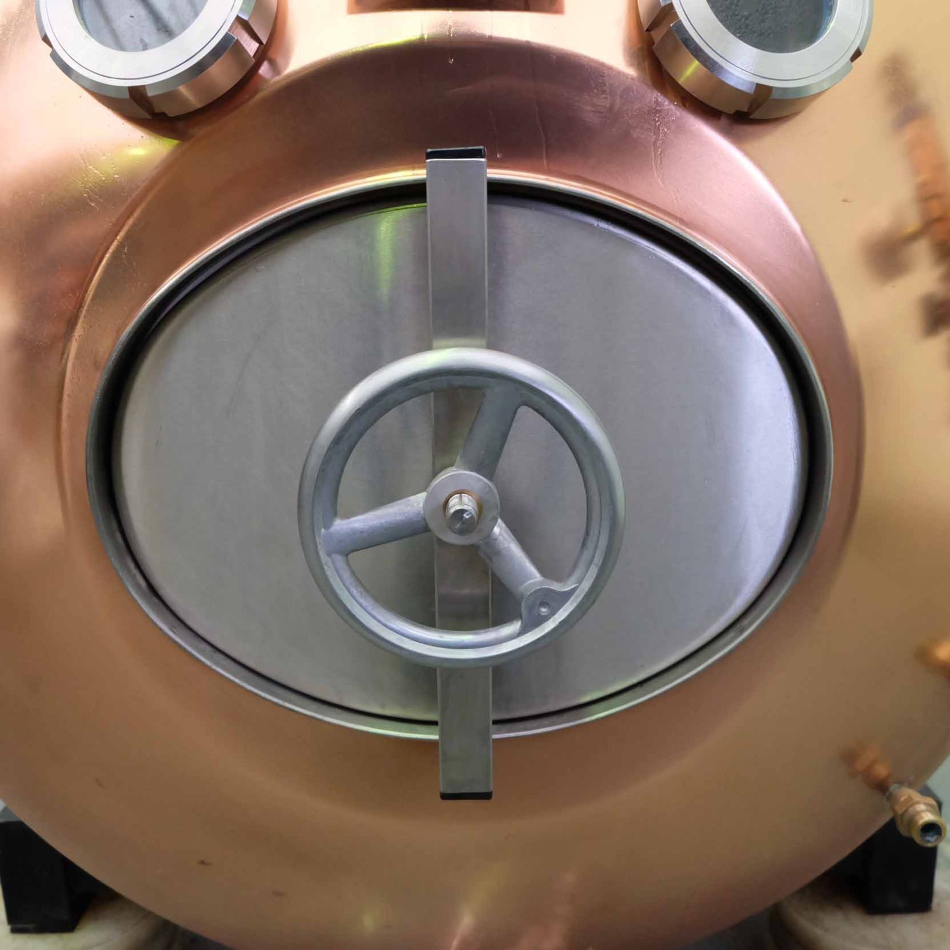 Paul Mueller Ltd. (Missouri USE) Copper Serving Beer Tank. Model 500Ltr. With Self Cooling Bag in Ta - Image 5 of 11