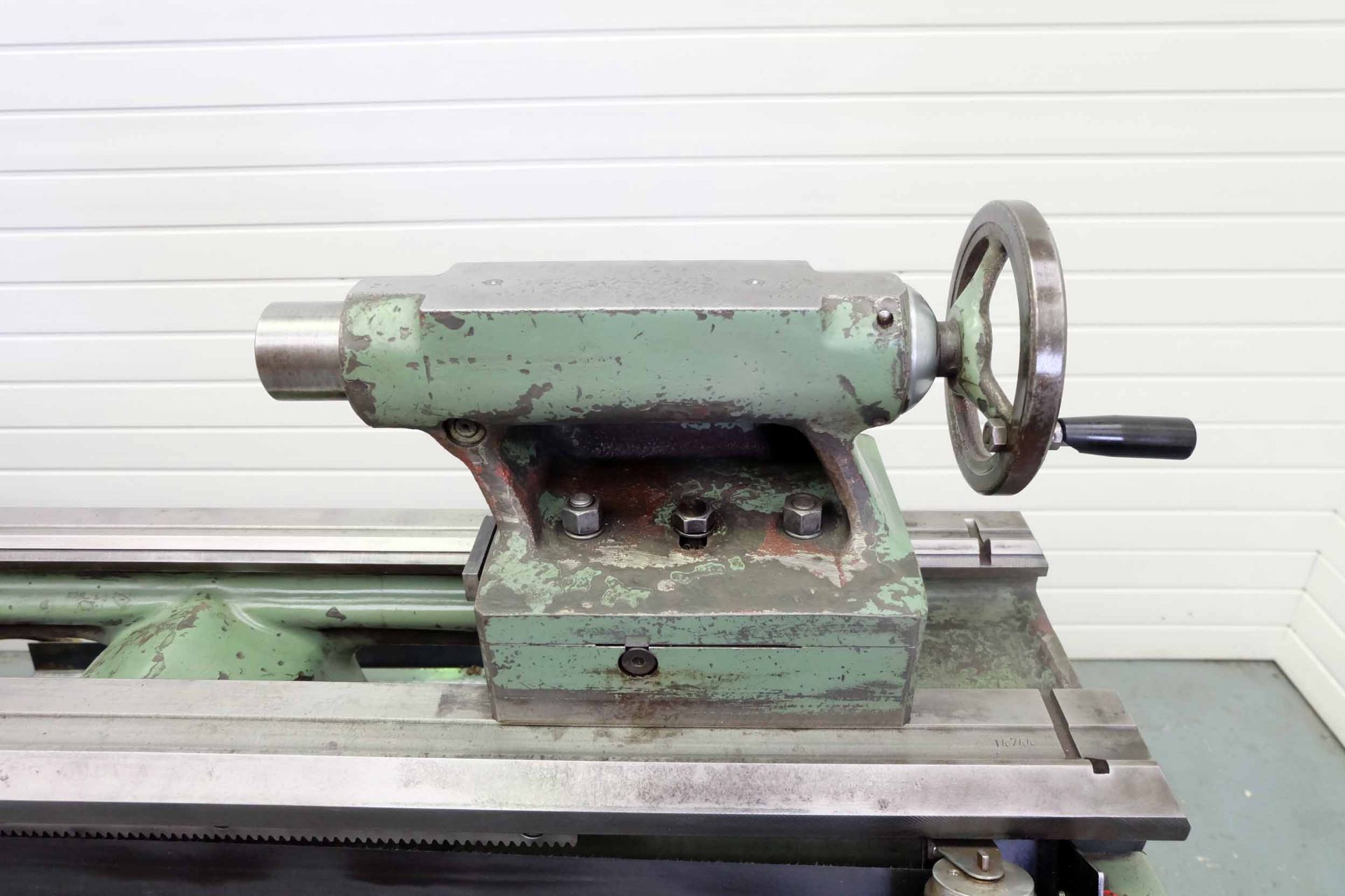 ZMM Model C11MB Gap Bed Centre Lathe. Swing Over Bed 520mm. Swing in Gap 650mm. Spindle Speeds 16-20 - Bild 12 aus 13