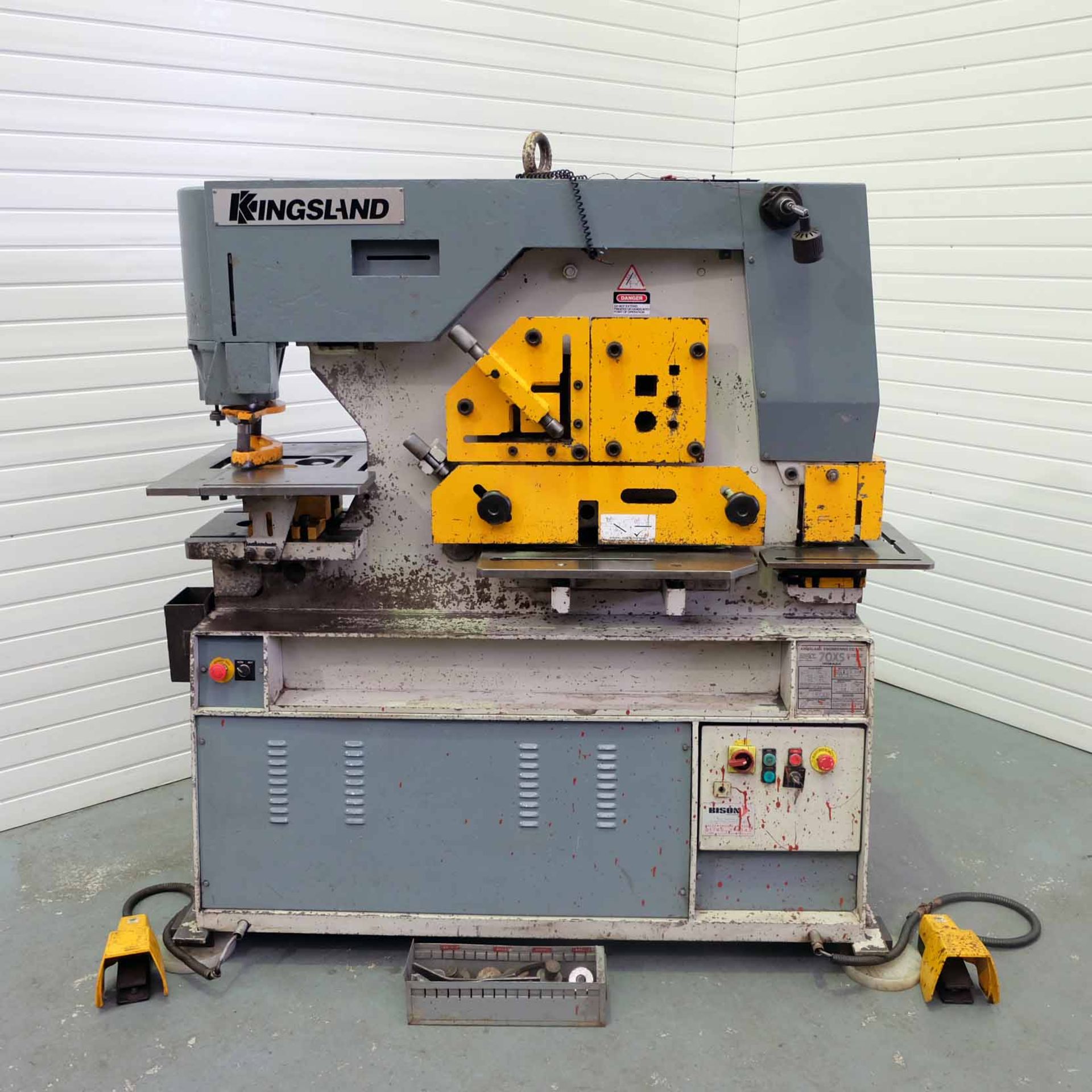 Kingsland 70XS Hydraulic Steel Worker. Capacity 70 Ton. Punch Capacity 26 x 20mm or 55 x 10mm. Secti - Image 3 of 17