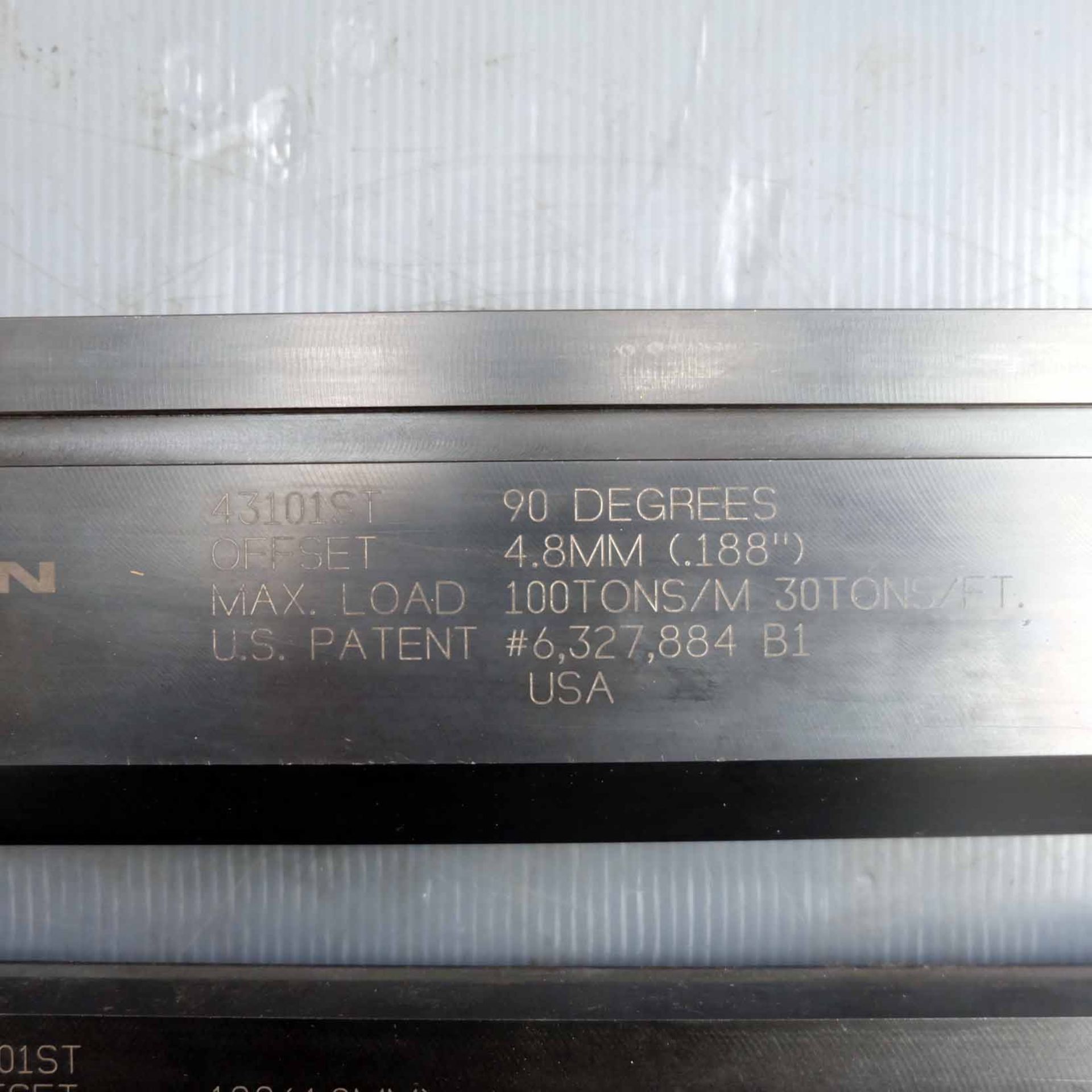 Wilson Tool USA Model 43101ST Offset 4.8mm Top & Bottom Press Brake Tooling. 415mm Long. Top Tool 90 - Image 3 of 9