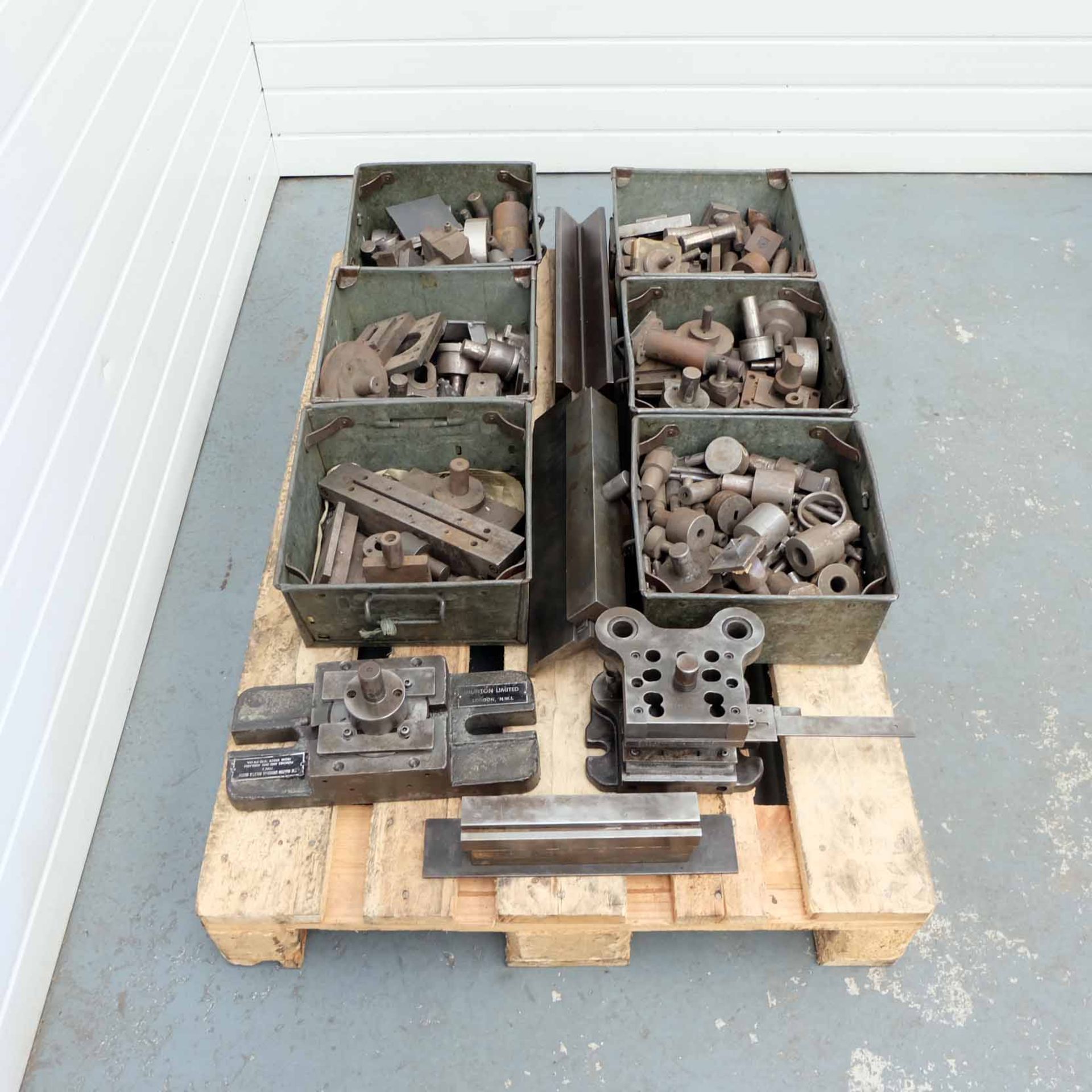 Quantity of Press / Fly Press Tooling. Various Sizes & Shapes. Top & Bottom Tooling. 6 x Boxes. - Bild 13 aus 13