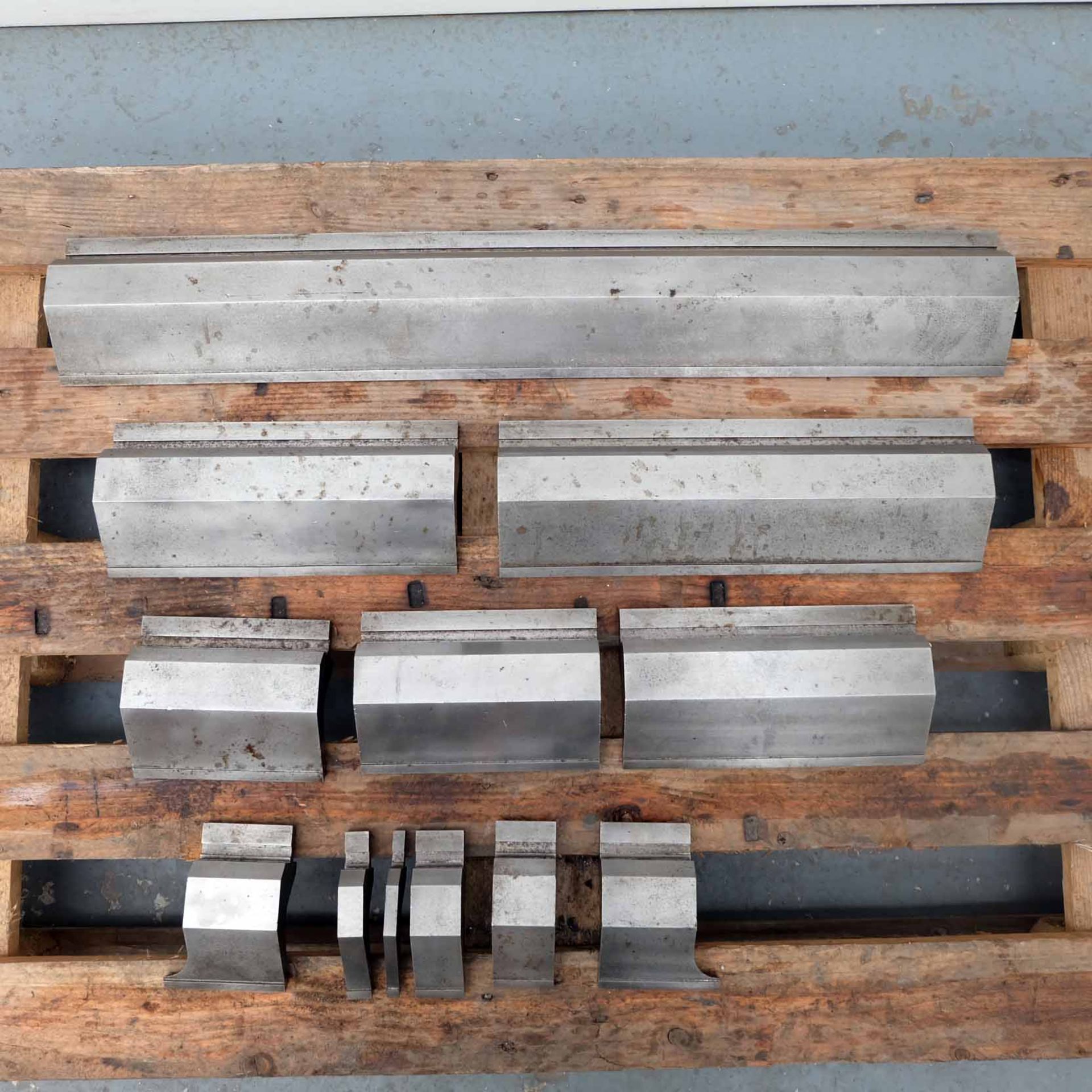 Set of Swan Neck Press Brake Top Tooling. Various Lengths. 835mm, 415mm, 300mm, 255mm, 200mm, 160mm, - Image 5 of 5