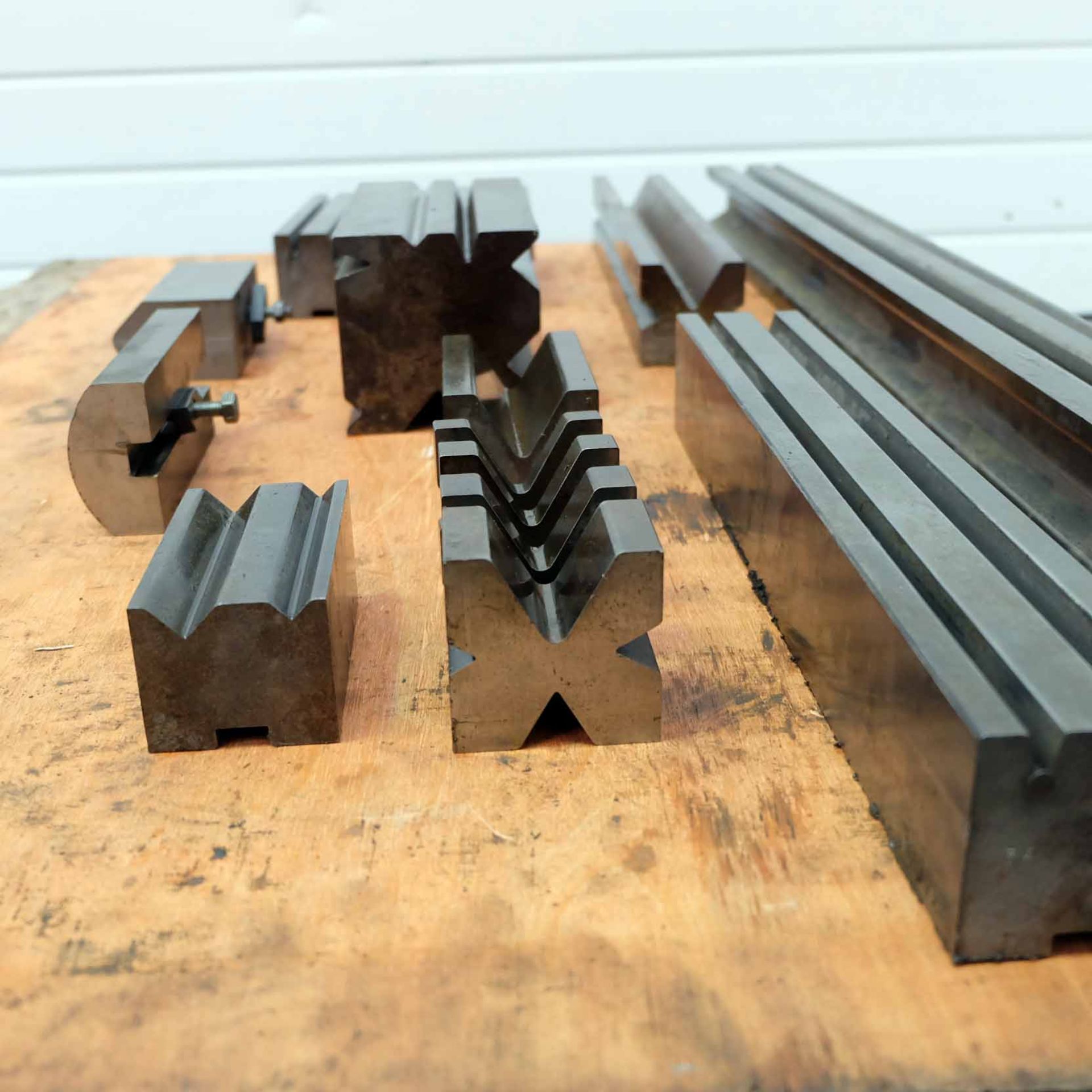 Quantity of Miscalaneous Press Brake Bottom Tooling. Various Sizes & Shapes. - Image 4 of 7