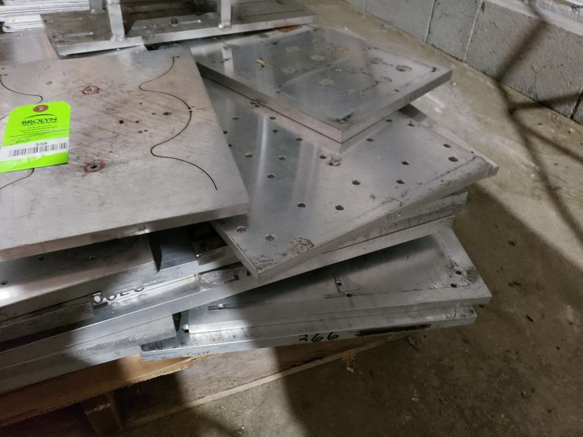 Large qty of plate aluminum removed from machines. - Image 3 of 8