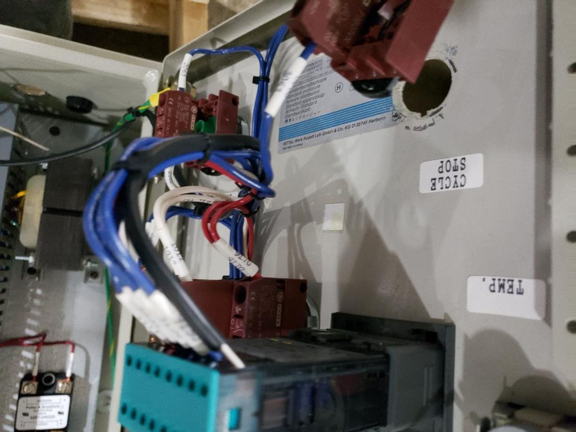 Machine control panel with assorted electrical. - Image 5 of 7