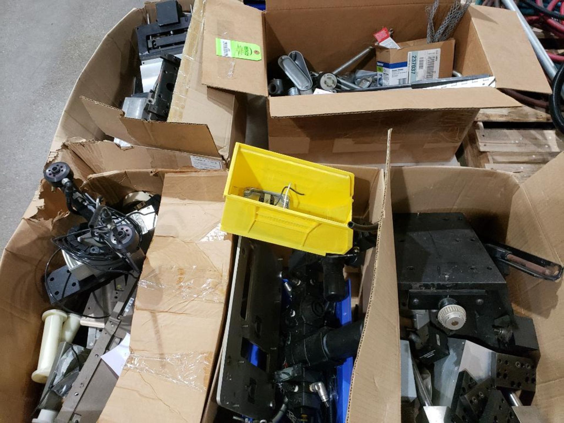 Pallet of assorted parts and hardware. - Image 14 of 14