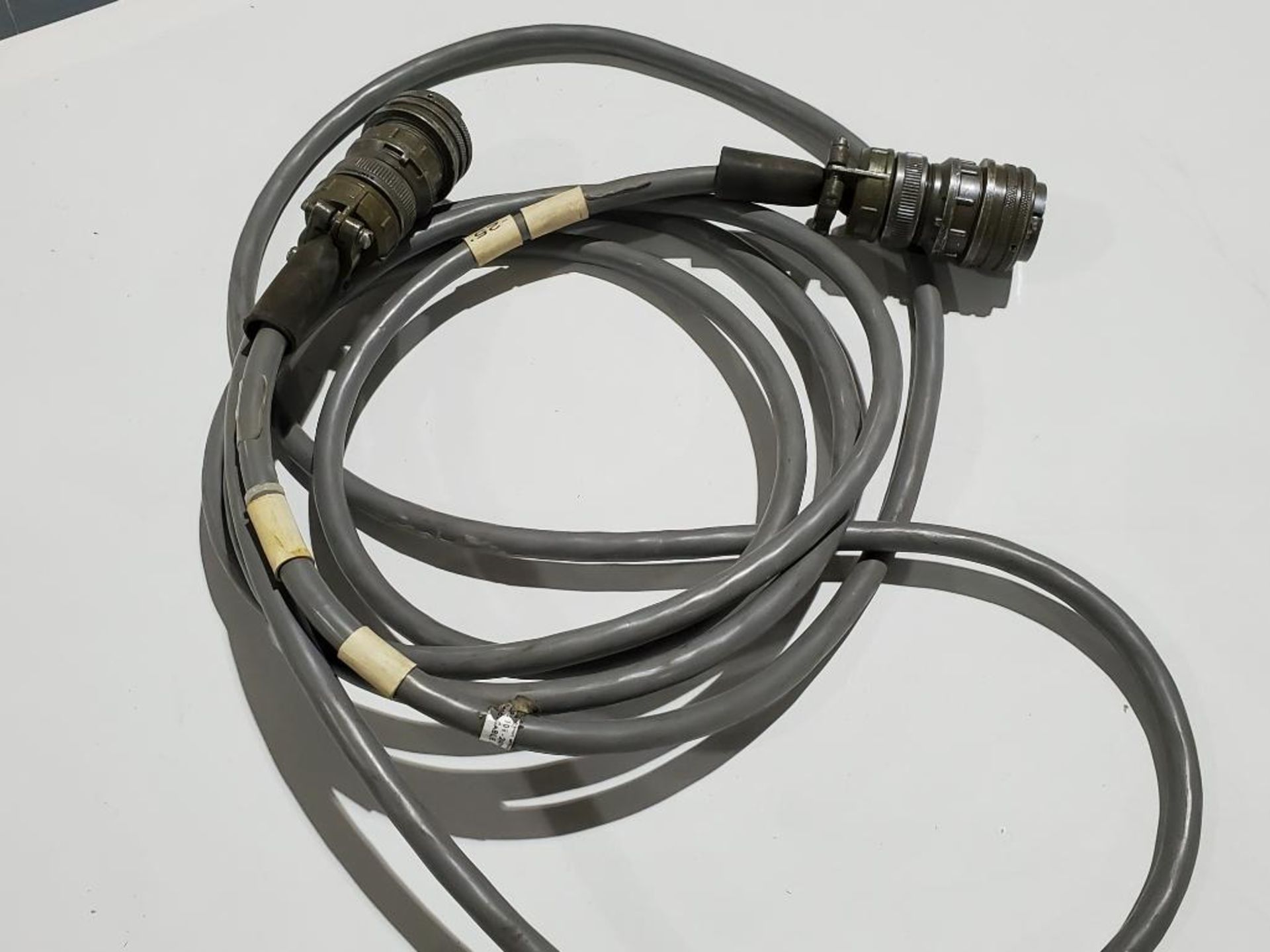 Assorted interconnect cables. - Image 2 of 9