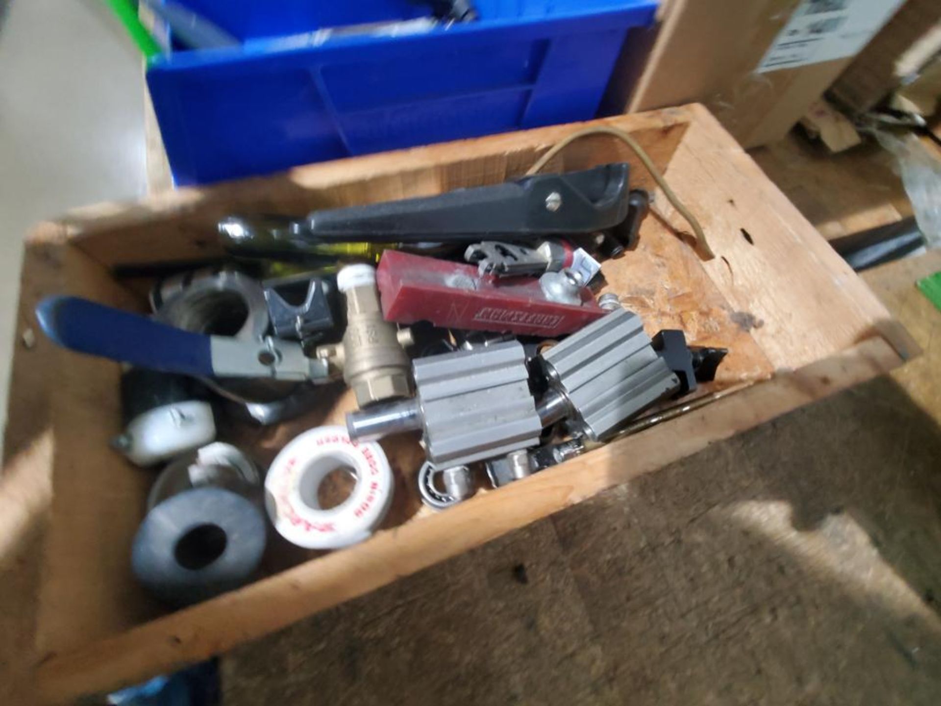 Two boxes of assorted tools. - Image 5 of 11