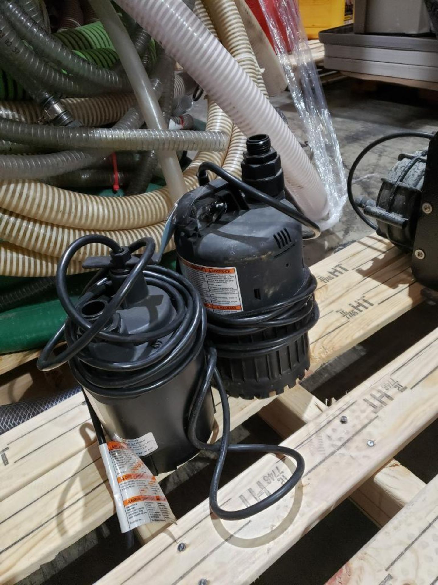 Qty 2 - Flotec submersible sump utility pump. - Image 2 of 5