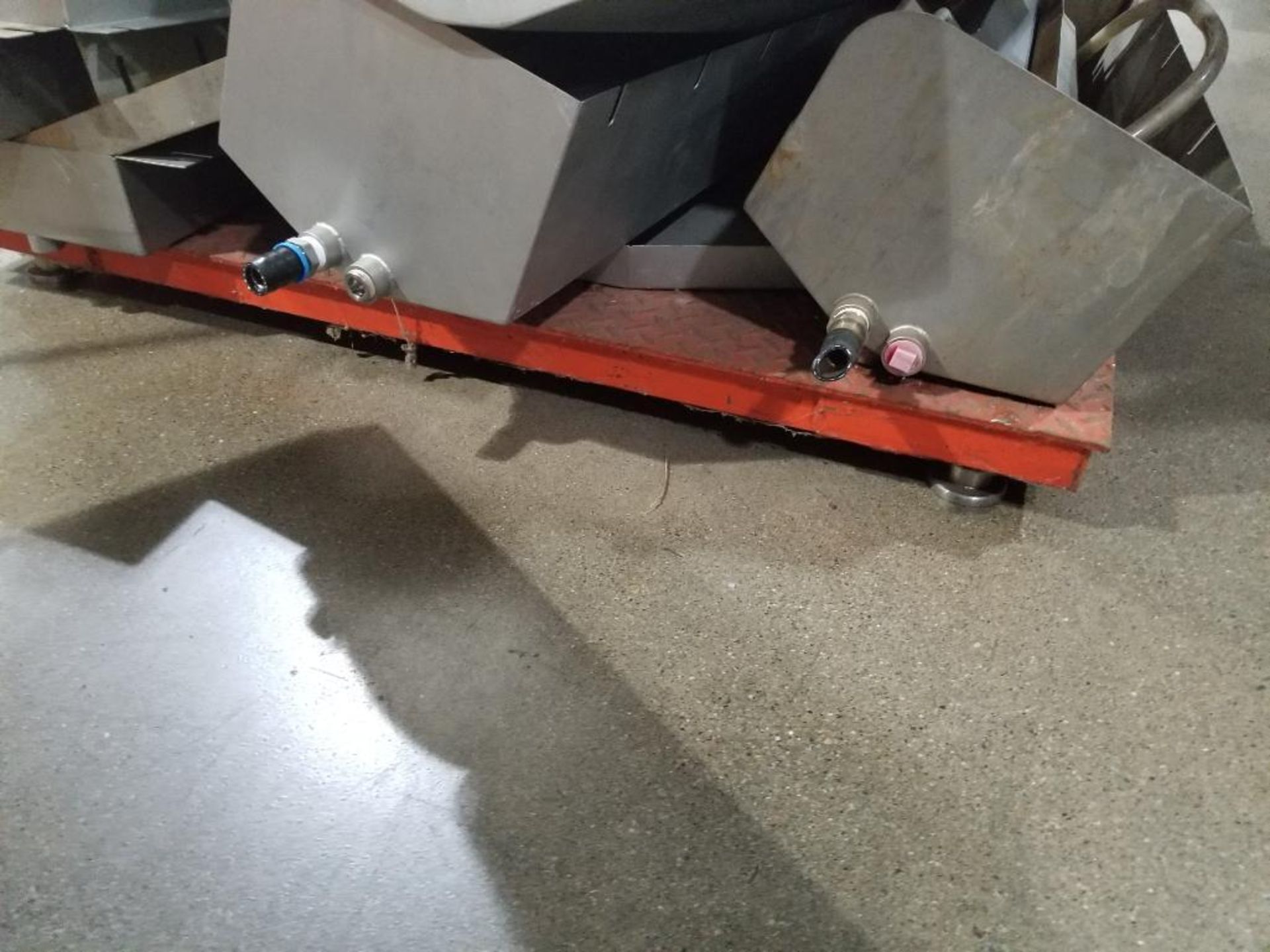 Pallet of stainless steel catch sinks. (Includes shipping scale which needs repair) - Image 2 of 8