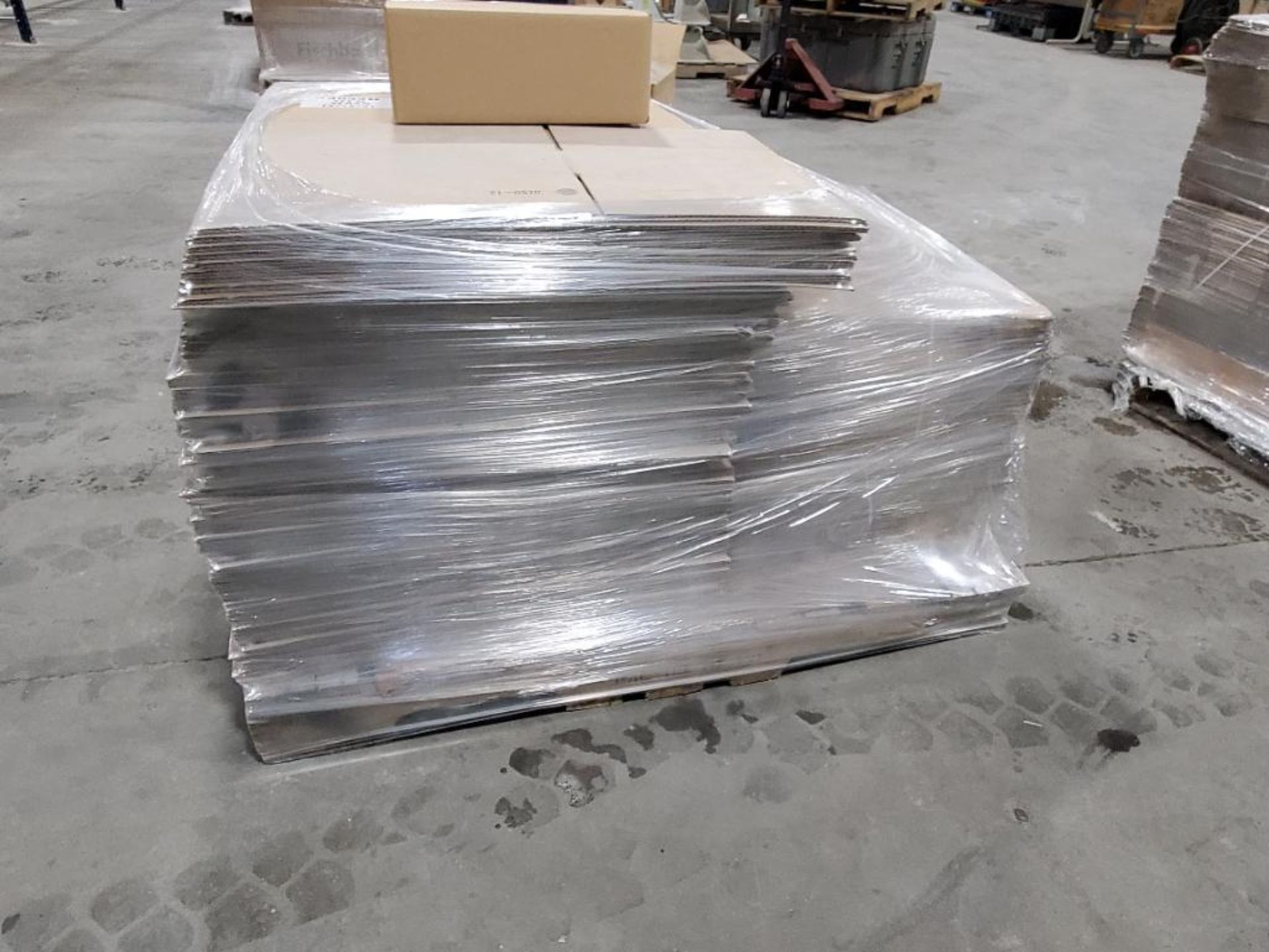 Pallet of 15in x 12in x 6in boxes. - Image 8 of 8