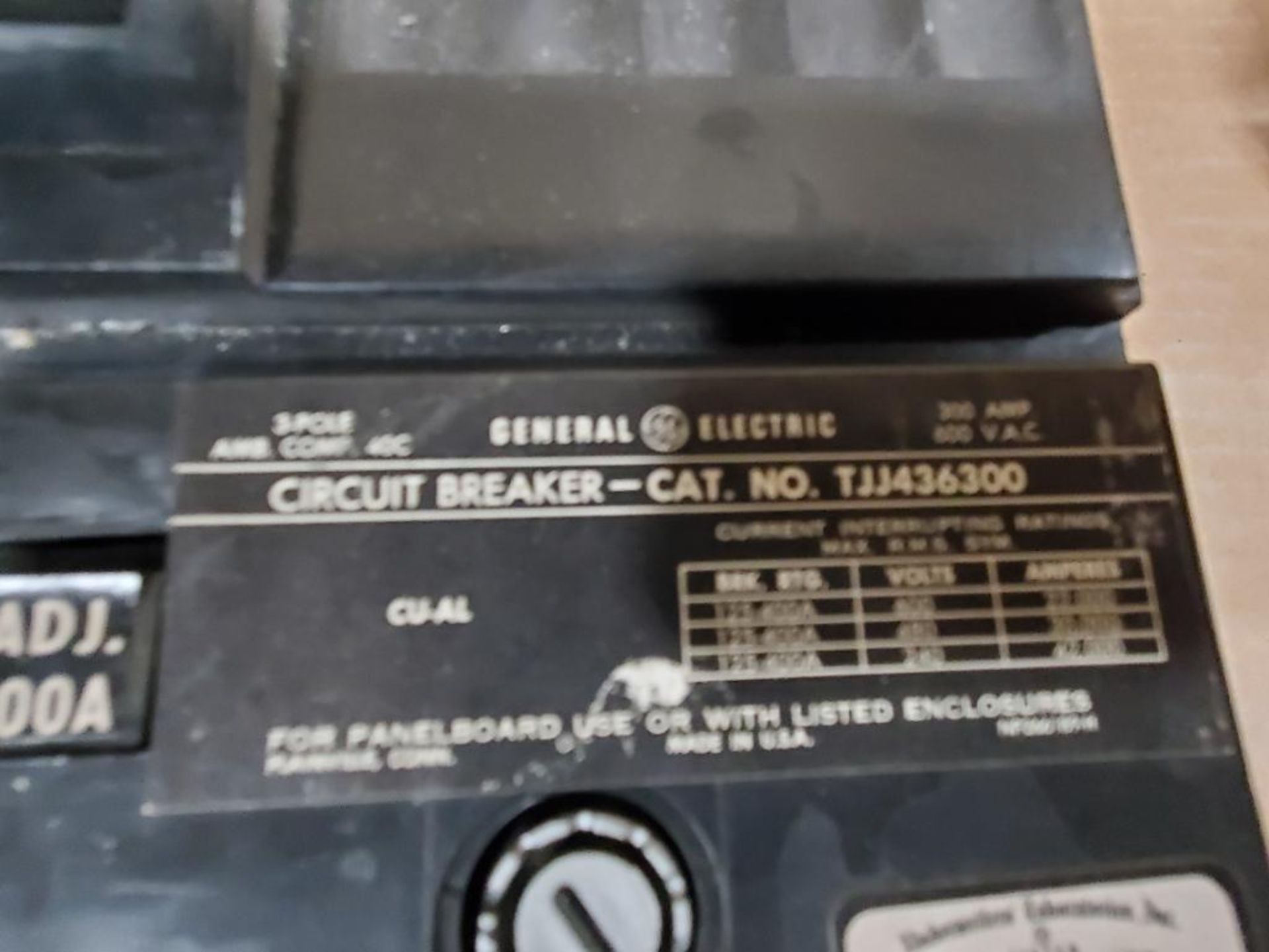 Qty 2 - 300 amp GE molded case breaker. Catalog TJJ436300. - Image 5 of 6