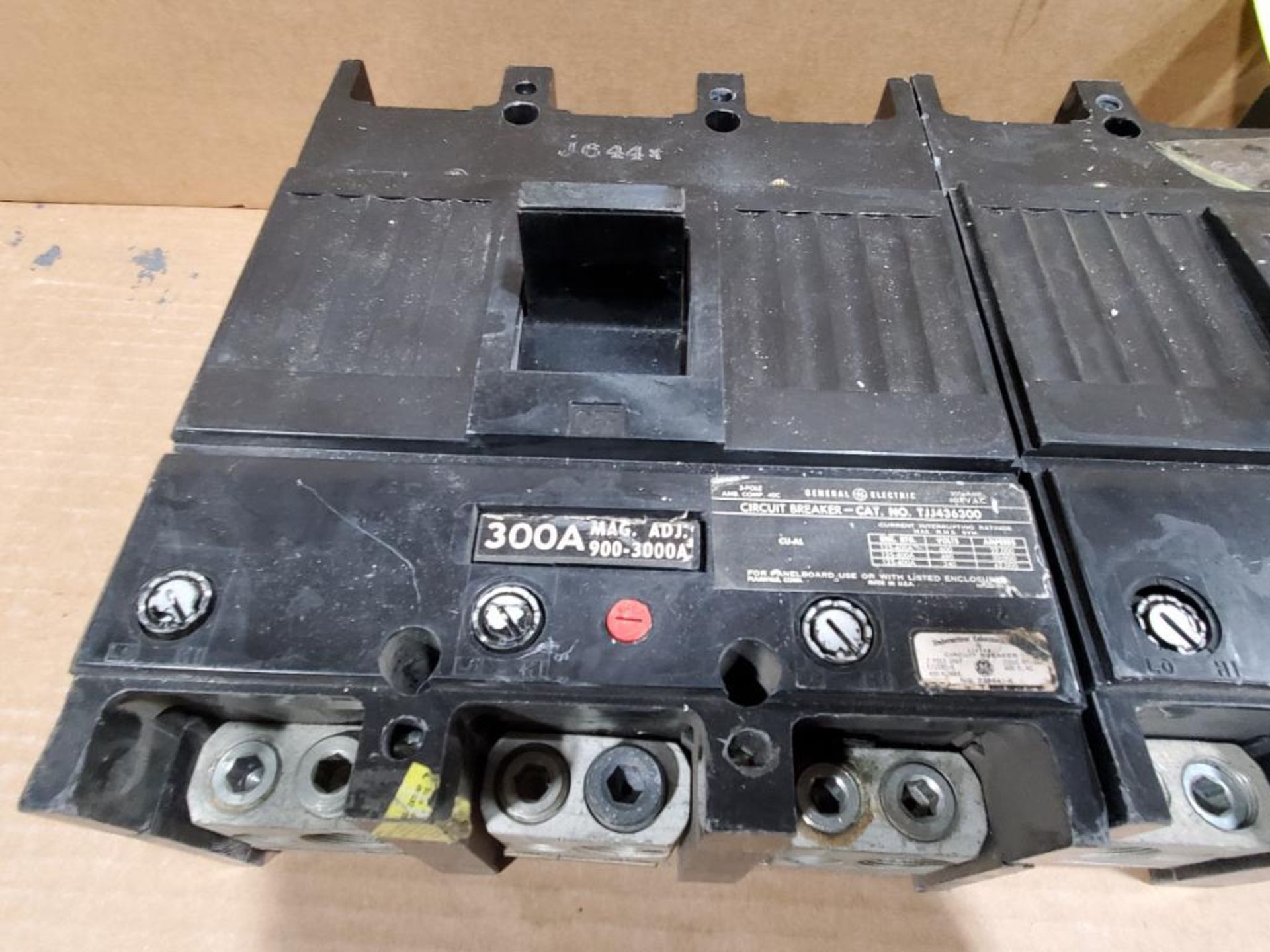 Qty 2 - 300 amp GE molded case breaker. Catalog TJJ436300. - Image 2 of 6