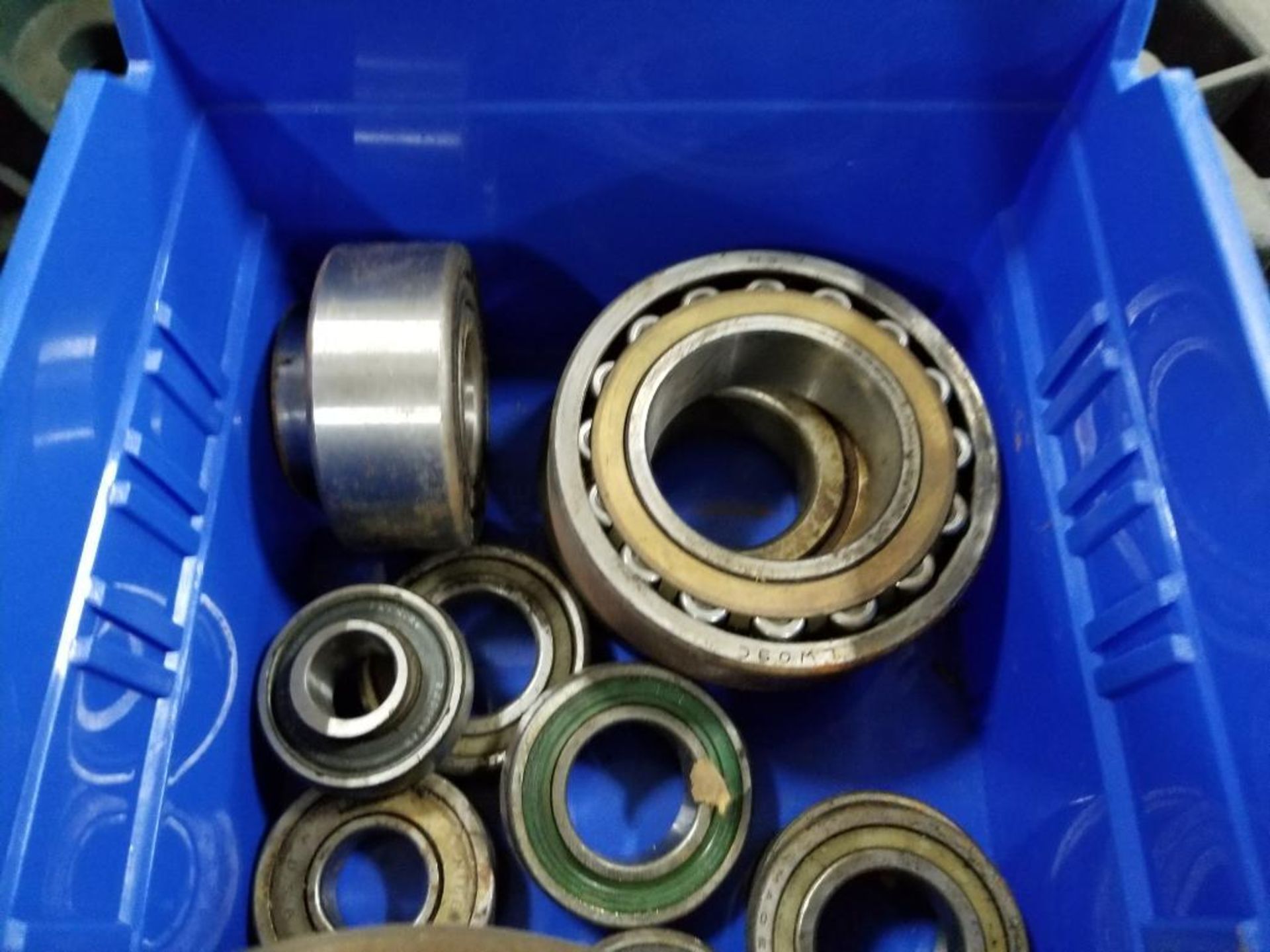 Large assortment of bearings without boxes. - Image 16 of 18
