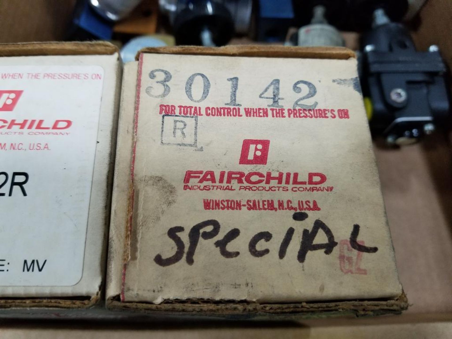 Assorted Fairchild, Parker, and other pressure controls. - Image 4 of 13