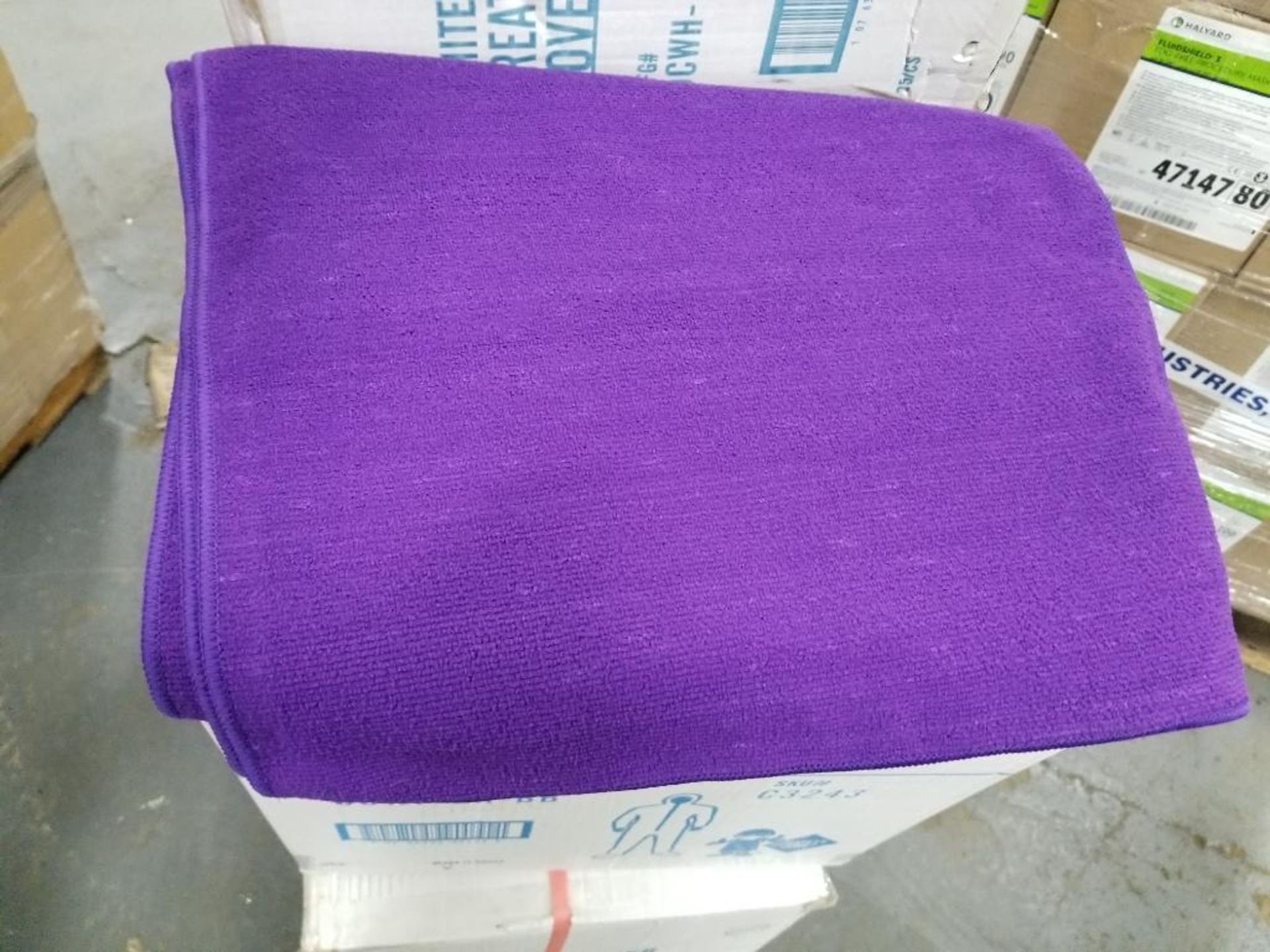 Qty 900 - 16in x 16in microfiber cloth. (5 cases of 180)