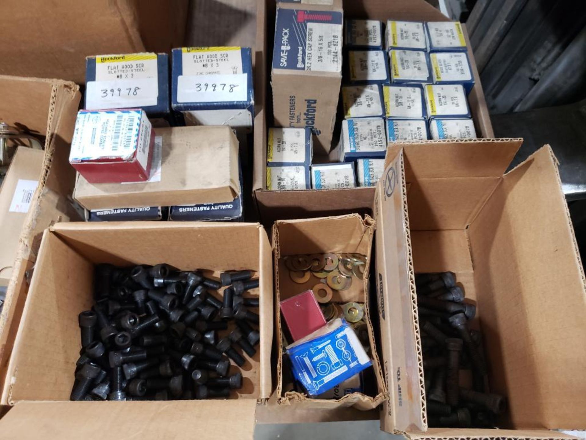 Pallet of assorted parts and electrical. - Image 4 of 18