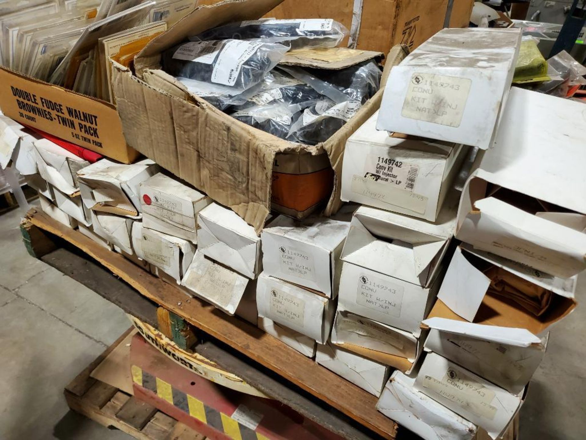 Pallet of assorted parts and electrical. - Image 15 of 21