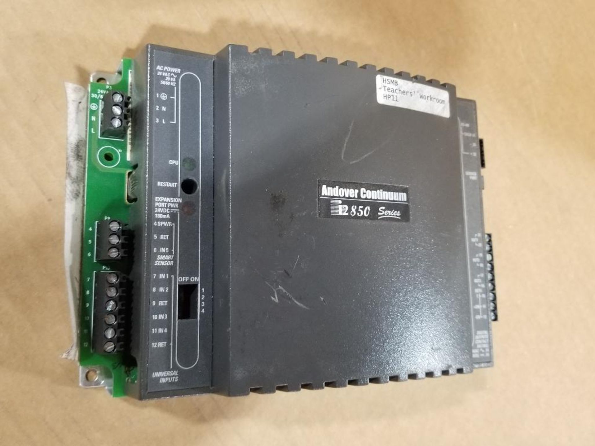 Qty 2 - Schneider Electric controller. Andover Continuum. Model B3920 and i2851. - Image 9 of 9