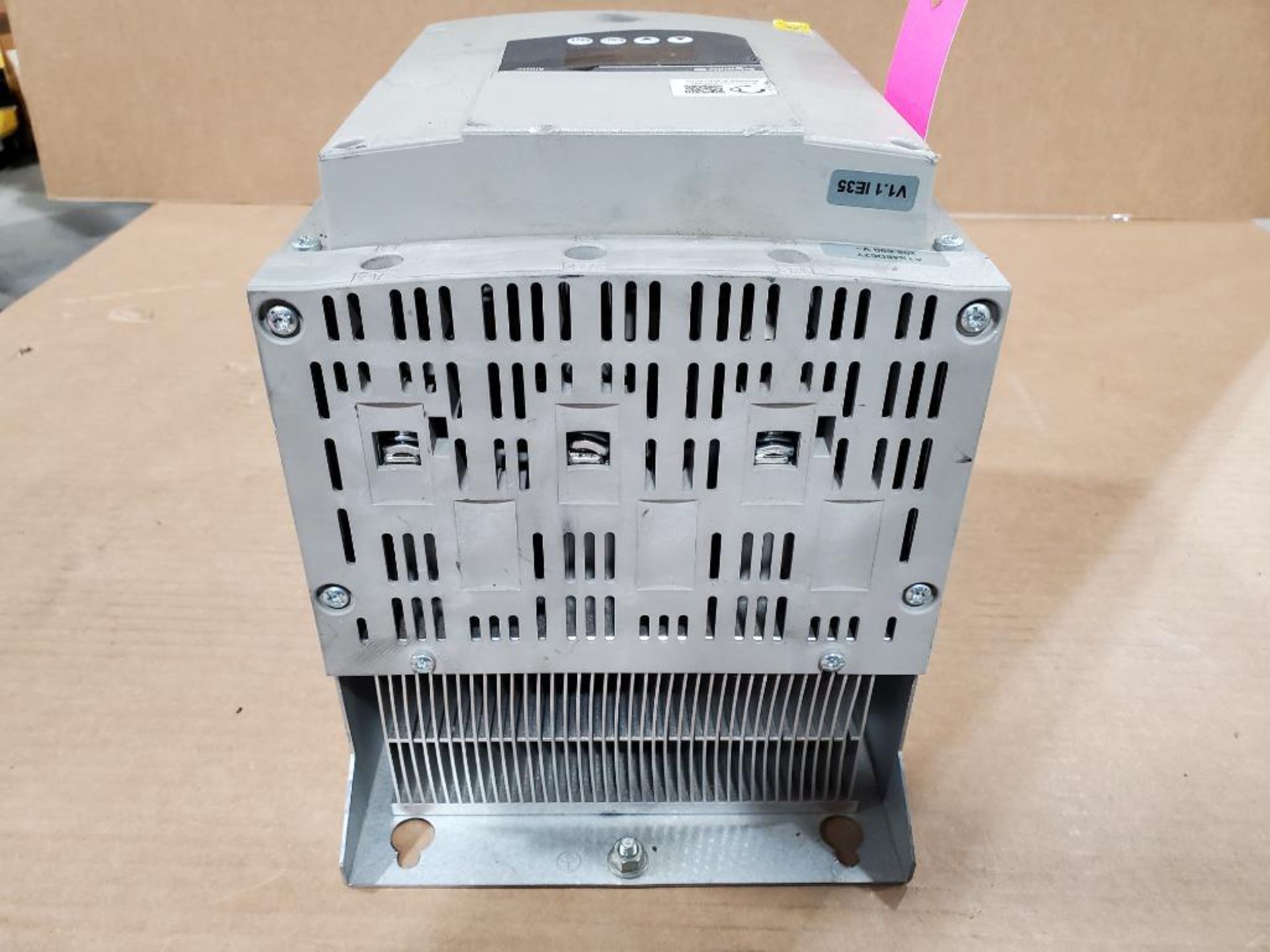 25hp Schneider Electric Altistart 48 drive. Part number ATS48D62Y. - Image 6 of 8