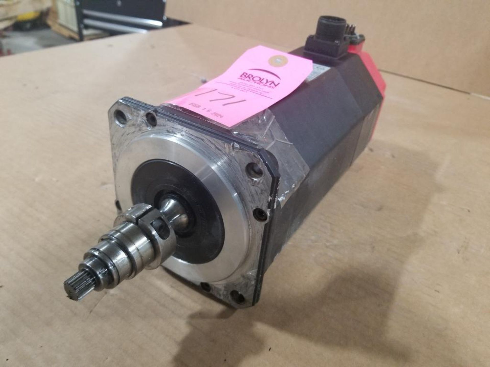 GE Fanuc servo motor. Model A06B-0564-B075#7000. - Image 5 of 5