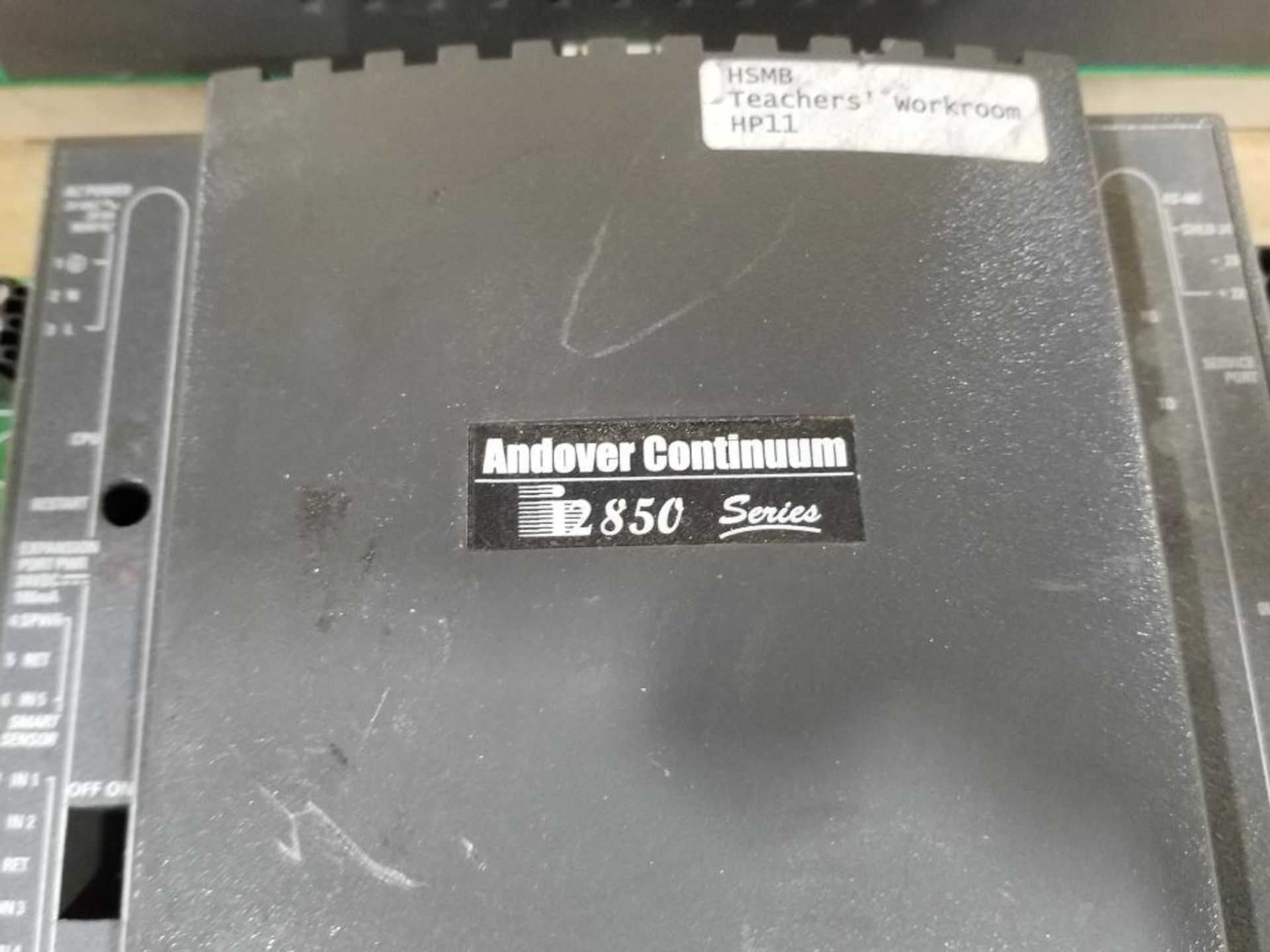 Qty 2 - Schneider Electric controller. Andover Continuum. Model B3920 and i2851. - Image 4 of 9