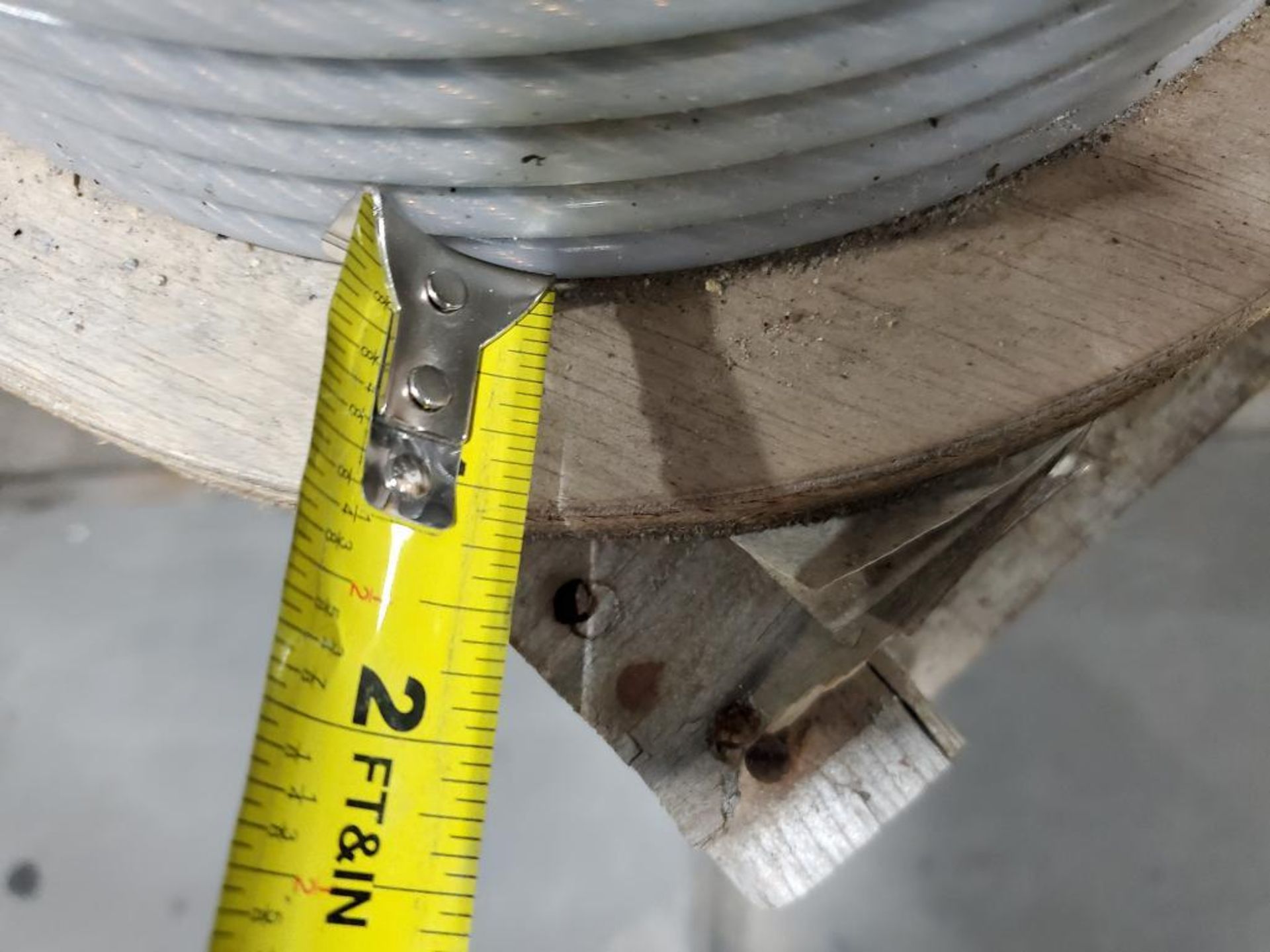 Roll of coated multi-strand steel cable. - Image 5 of 5