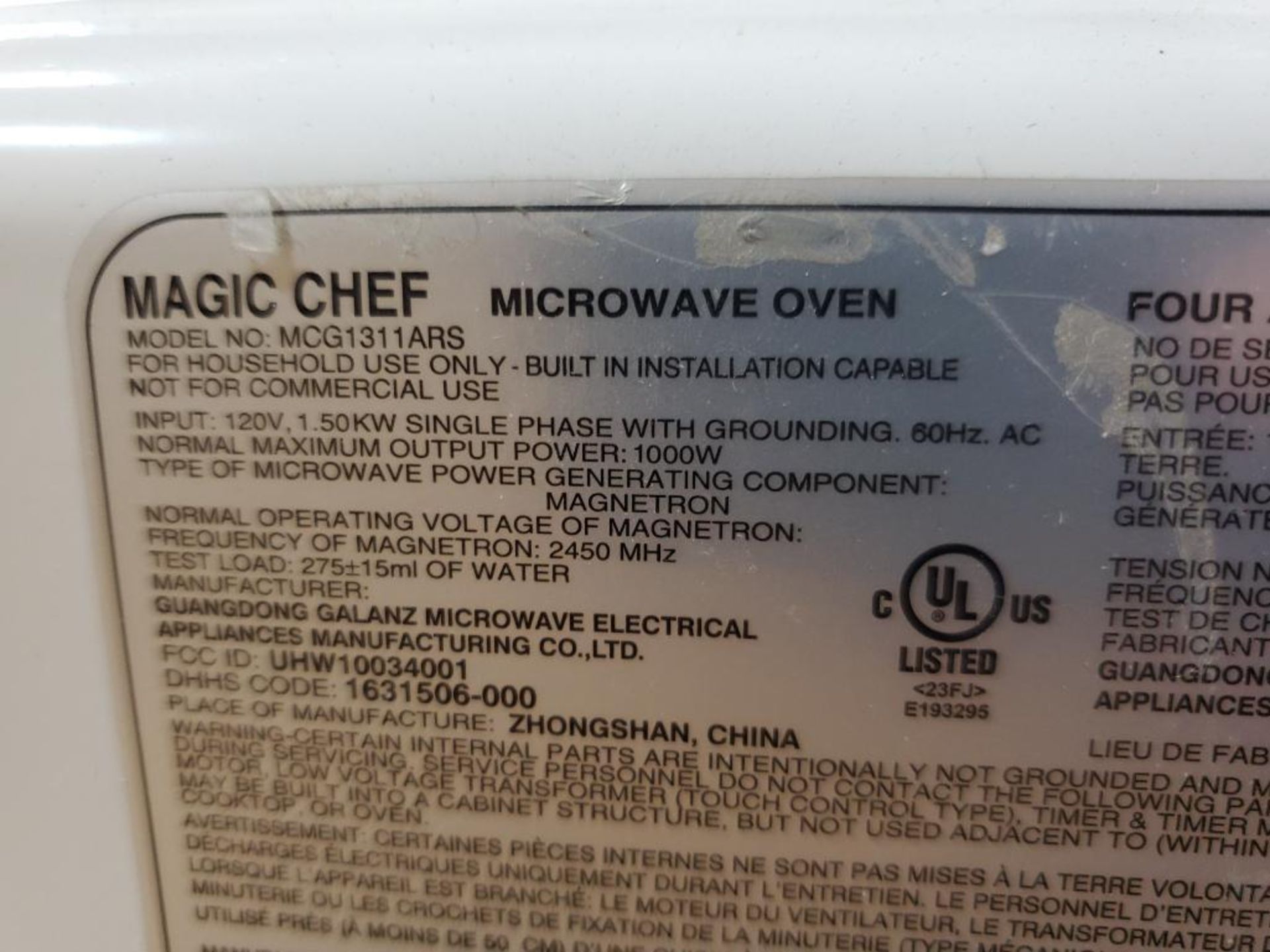 Magic Chef microwave oven. - Image 8 of 9