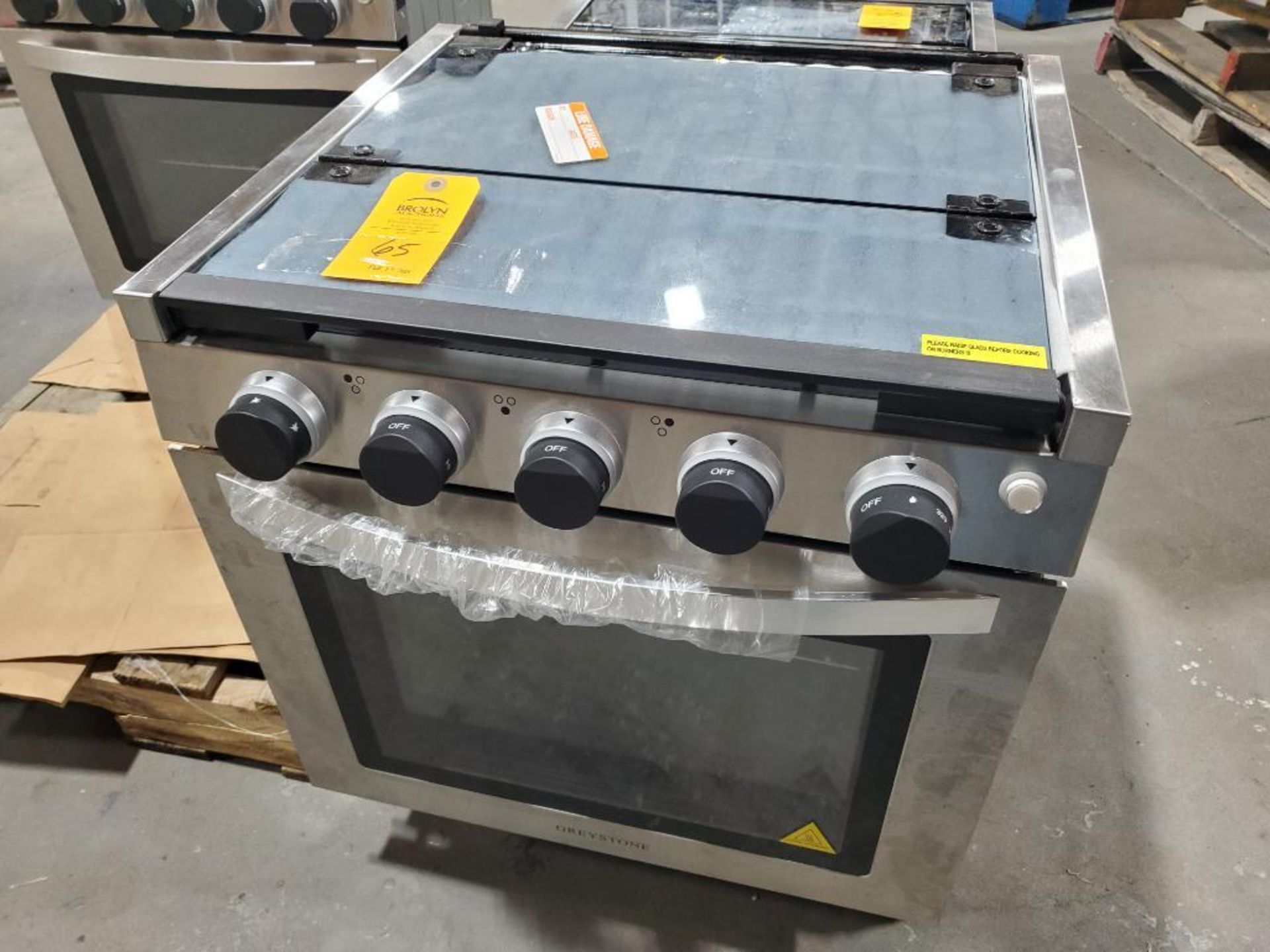 Greystone LP gas range.