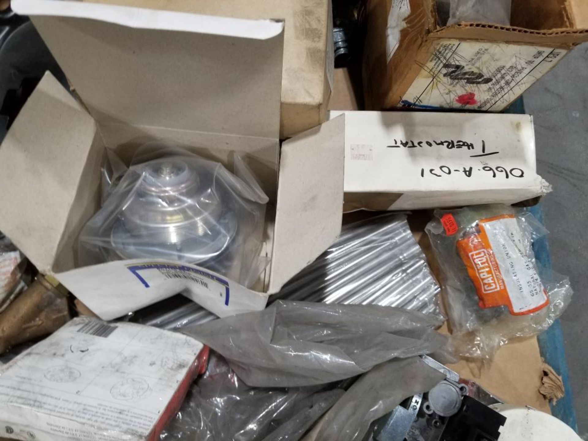 Pallet of assorted parts and hardware. - Image 10 of 18