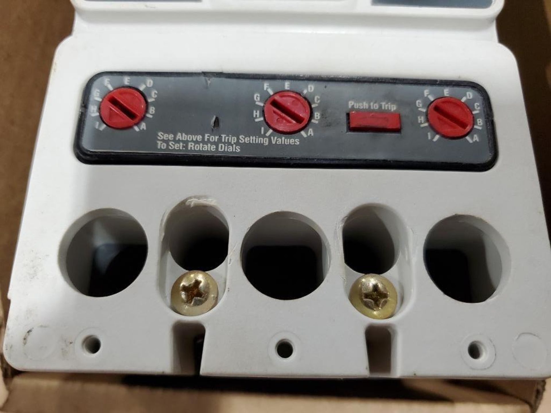 250amp Eaton molded case circuit breaker. Catalog HMCP250J5W. - Image 8 of 8