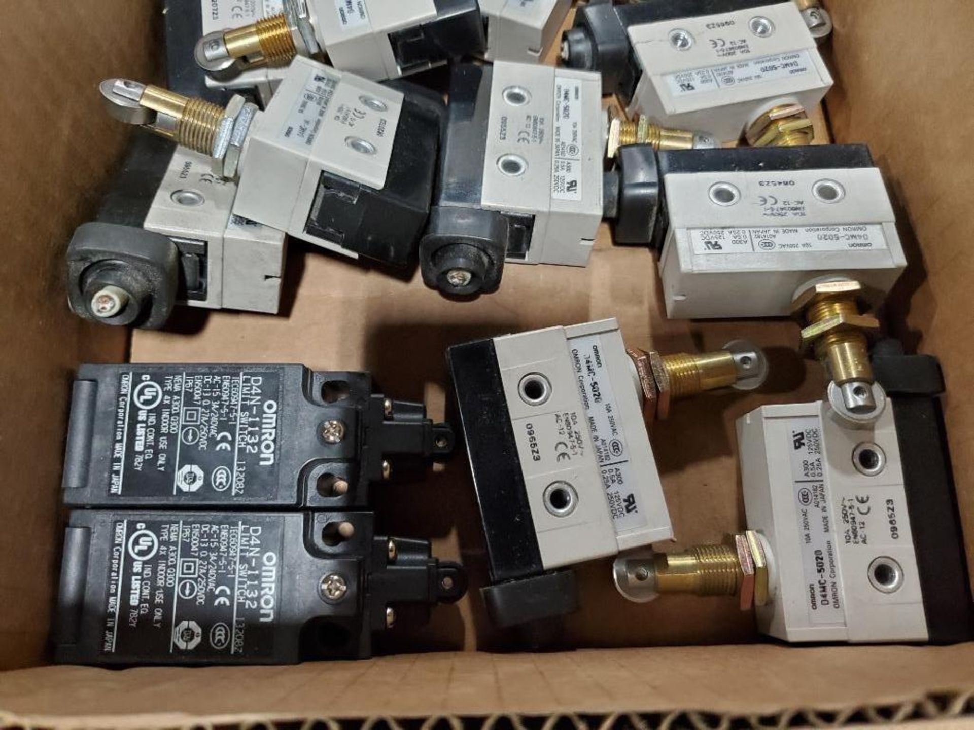 Large assortment of Omron limit switches. - Image 4 of 7