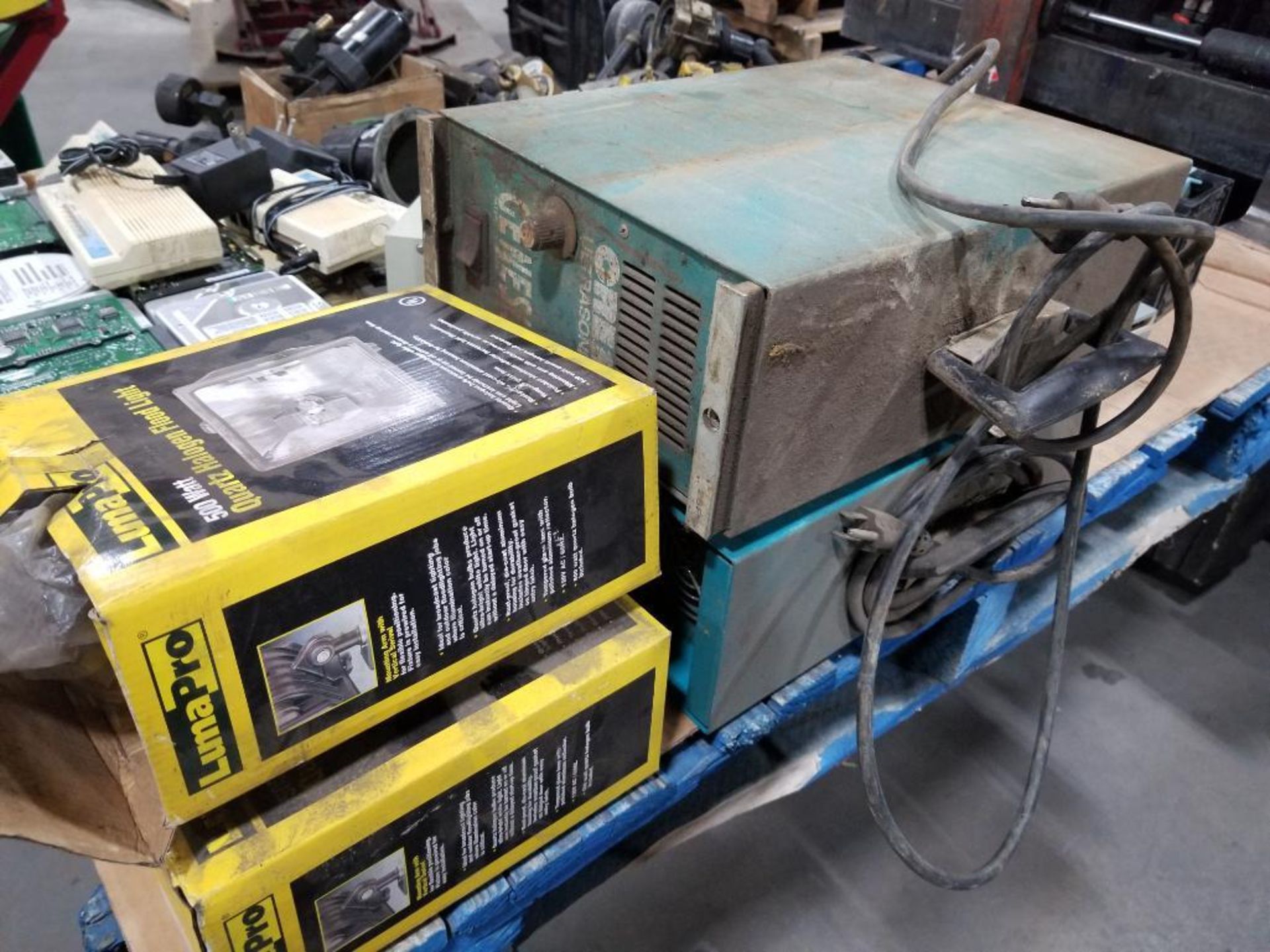 Pallet of assorted parts and electrical. - Image 12 of 20