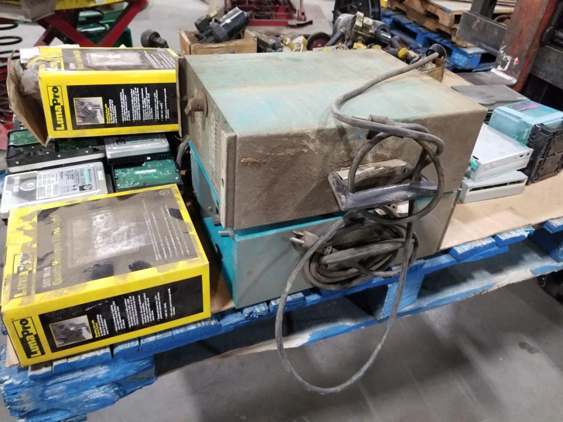 Pallet of assorted parts and electrical. - Image 20 of 20