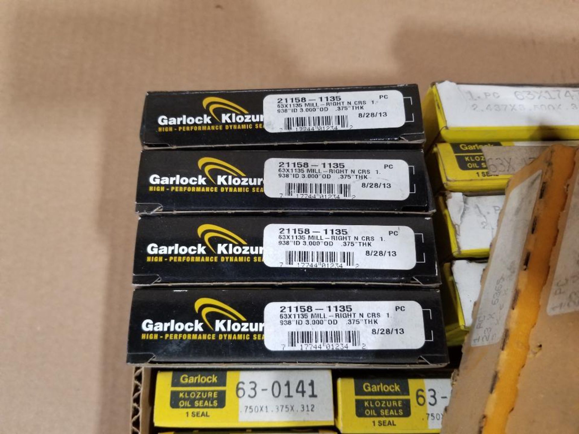 Large assortment of Garlok Klozure seals. - Image 2 of 13