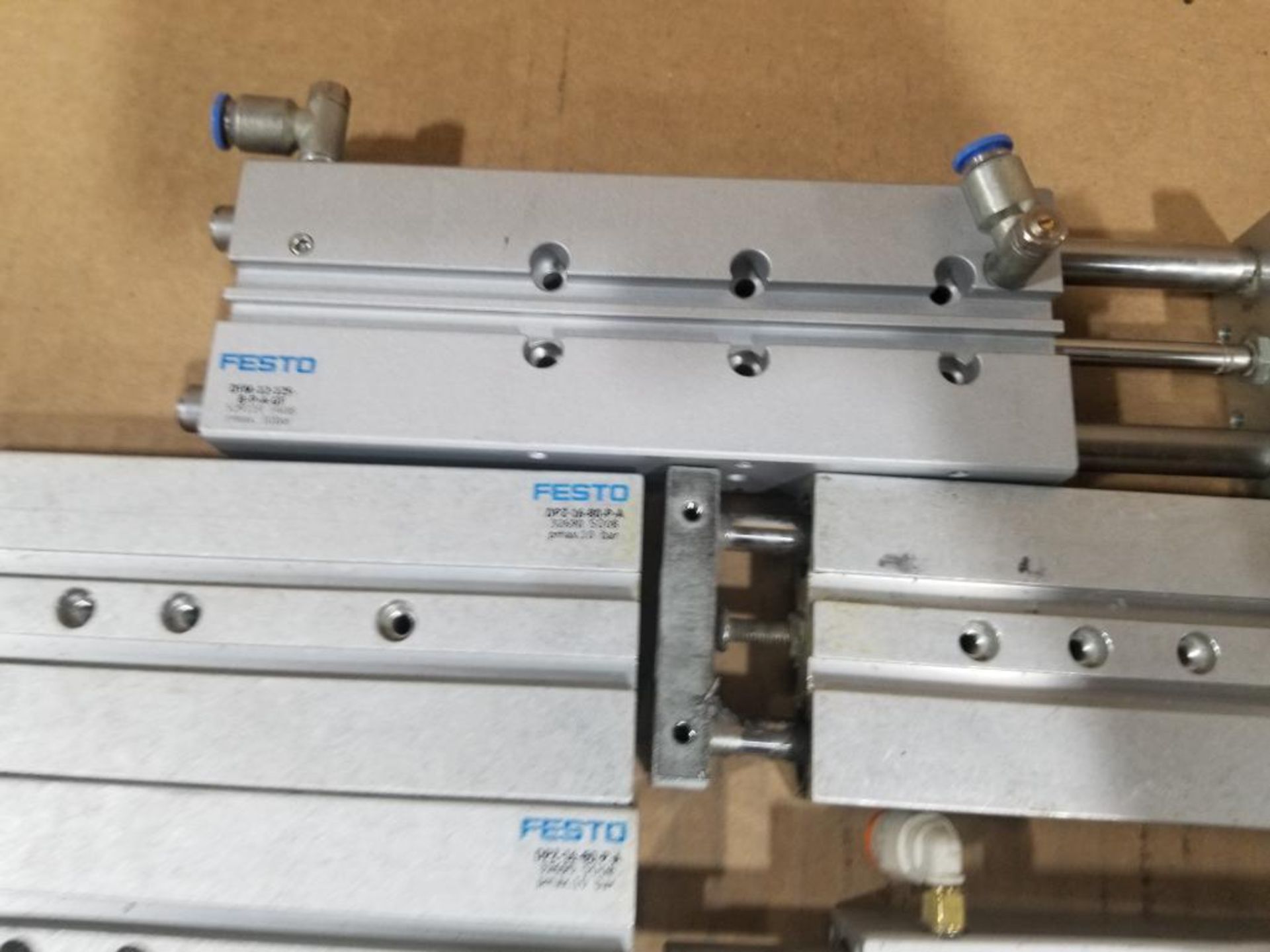 Assorted pneumatic cylinders and actuators. - Image 10 of 12