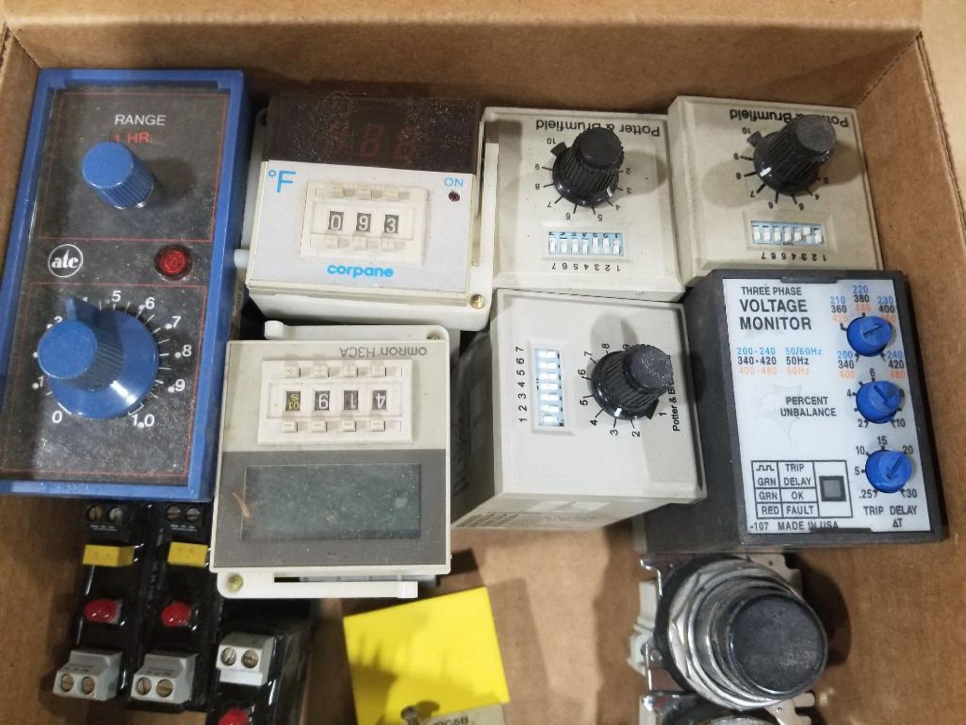 Assorted electrical and controls. - Image 2 of 4