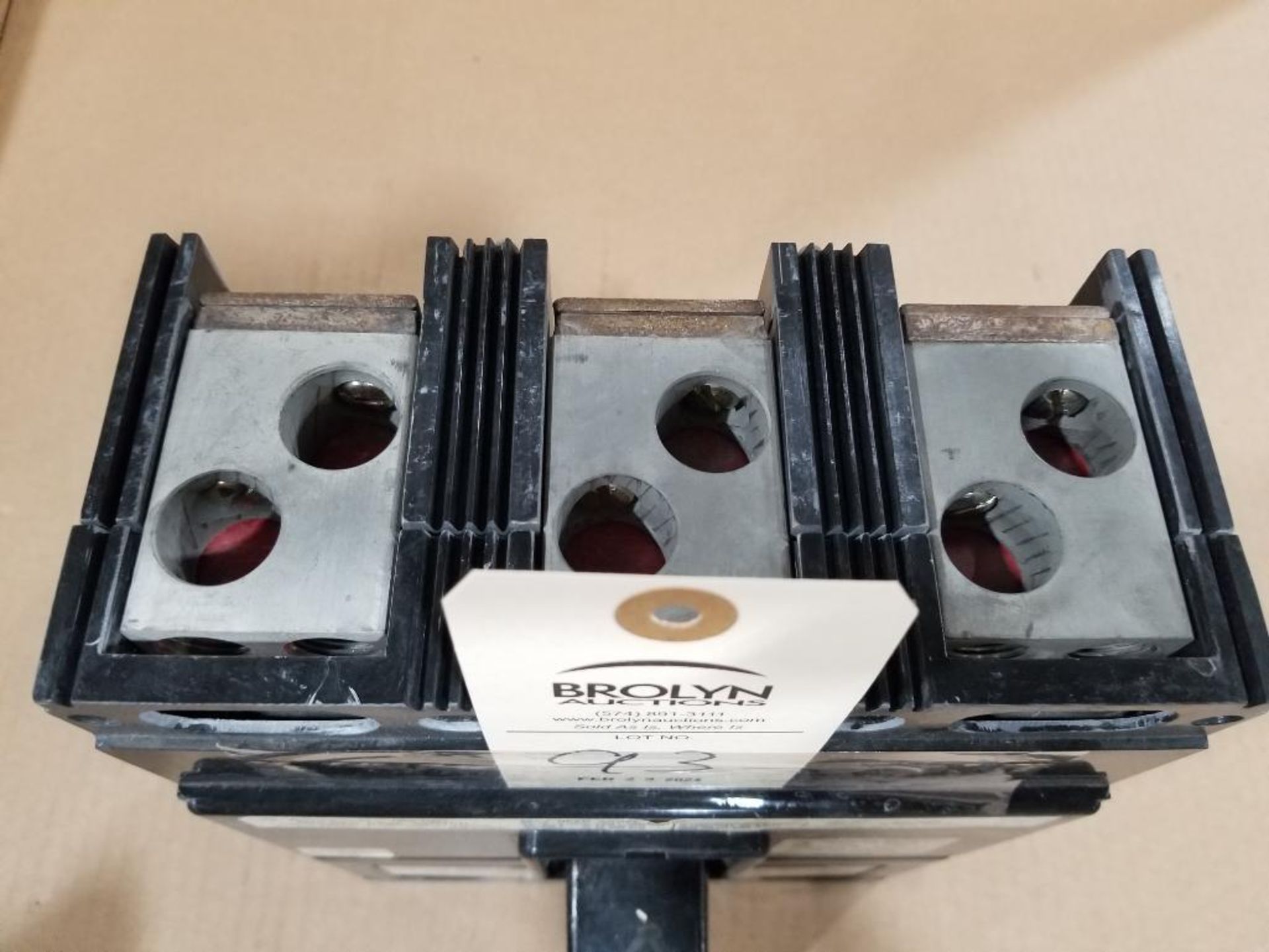 600amp Westinghouse molded case breaker. Catalog LC3600WK. - Image 6 of 7